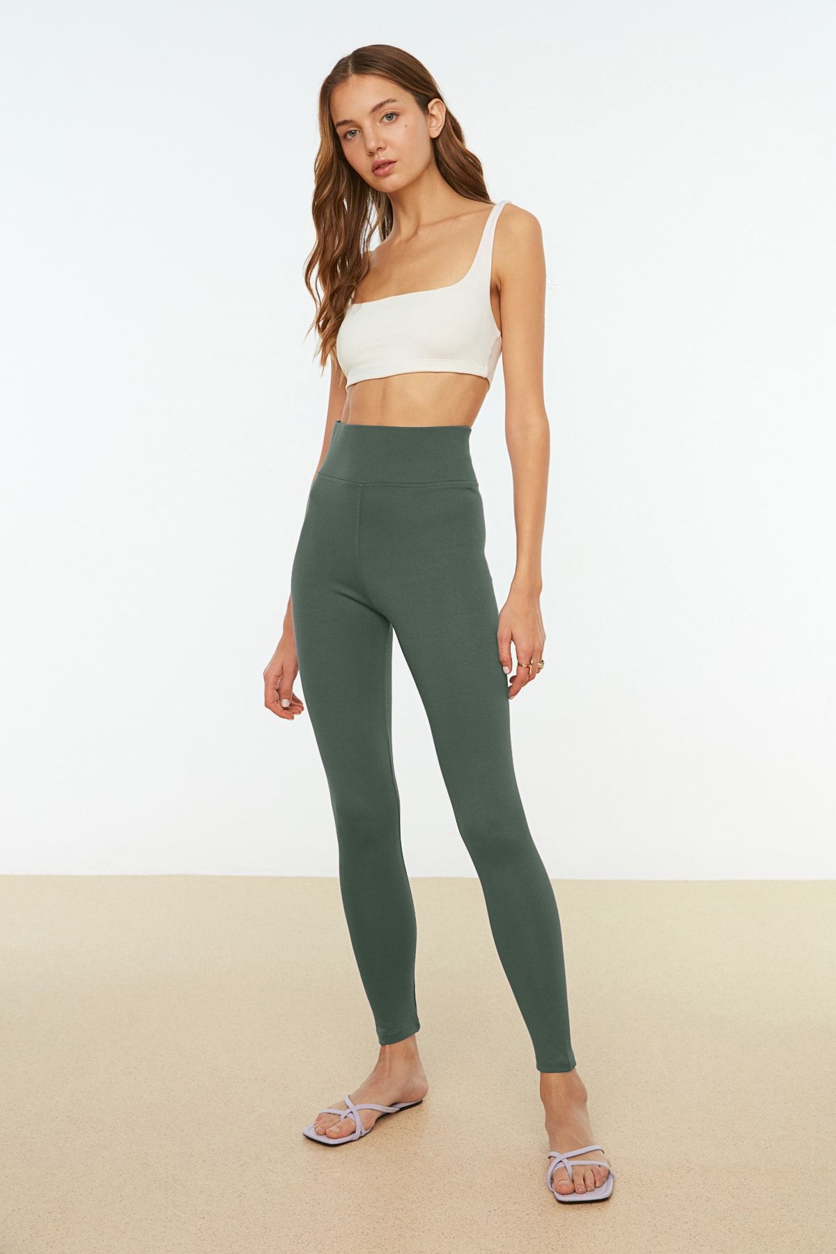 Trendyol Collection Legginsy Z Wysokim Stanem I Ciemnozielonym Interlockiem - Elastyczne, Twoaw20ta0047 Kobieta - S