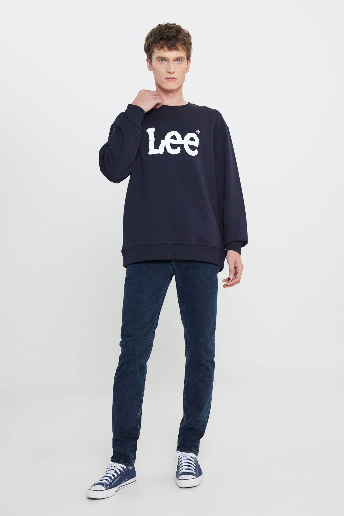 Lee-Bluza męska w kolorze granatowym z dużym logo, regularny krój, okrągły dekolt, 100% bawełny 3