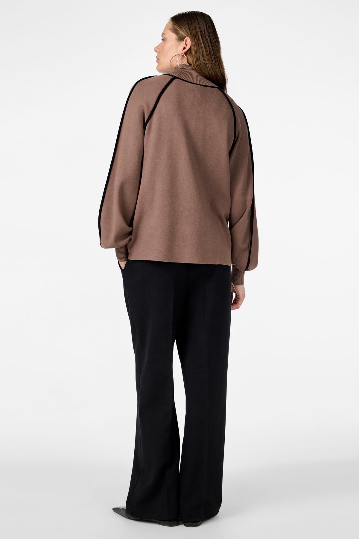YAS.-Bluza damska z haftem - Vi75/Nyl25 4
