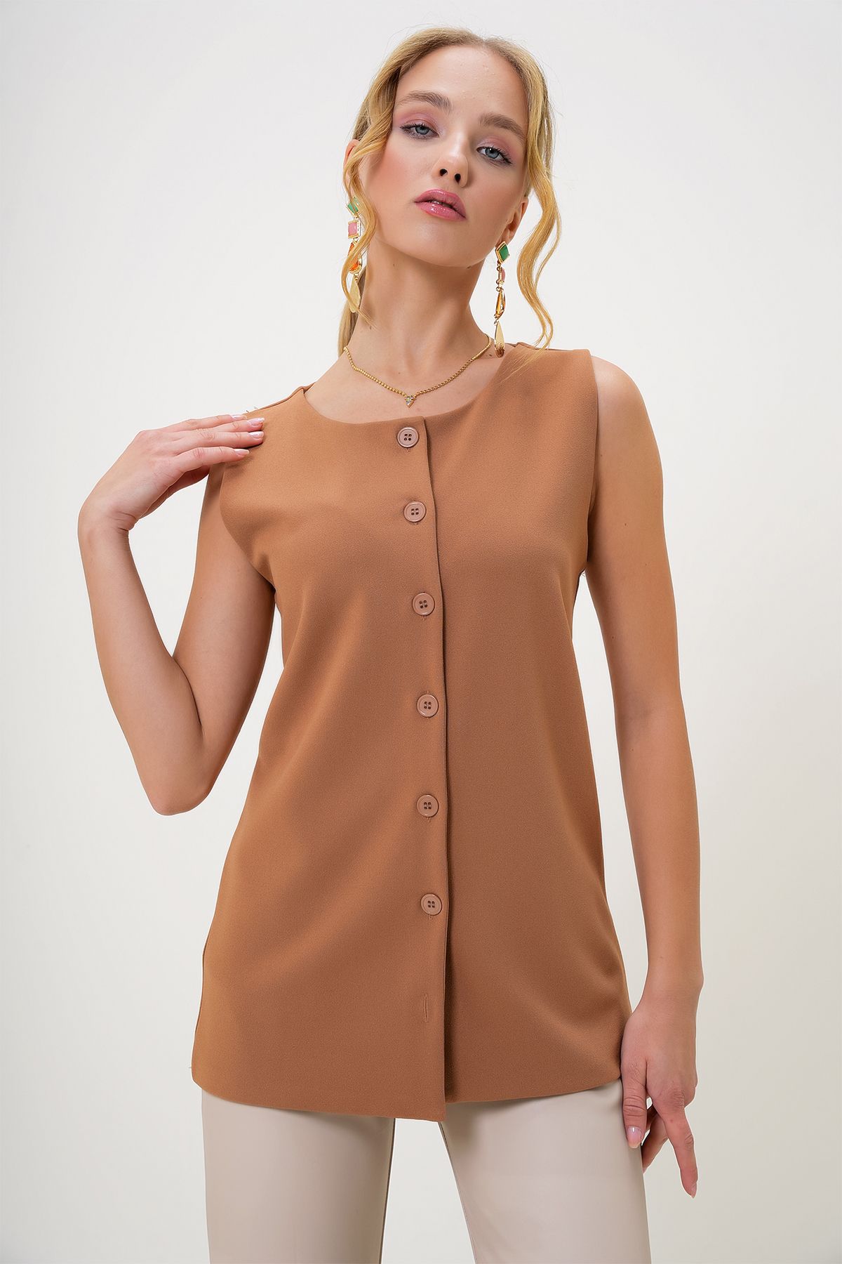 Trend Alaçatı Stili Damska Kamizelka Z Dzianiny Mink Crew Neck Z Okrągłym Dekoltem I Krepą Alc-x13005 Kobieta - M