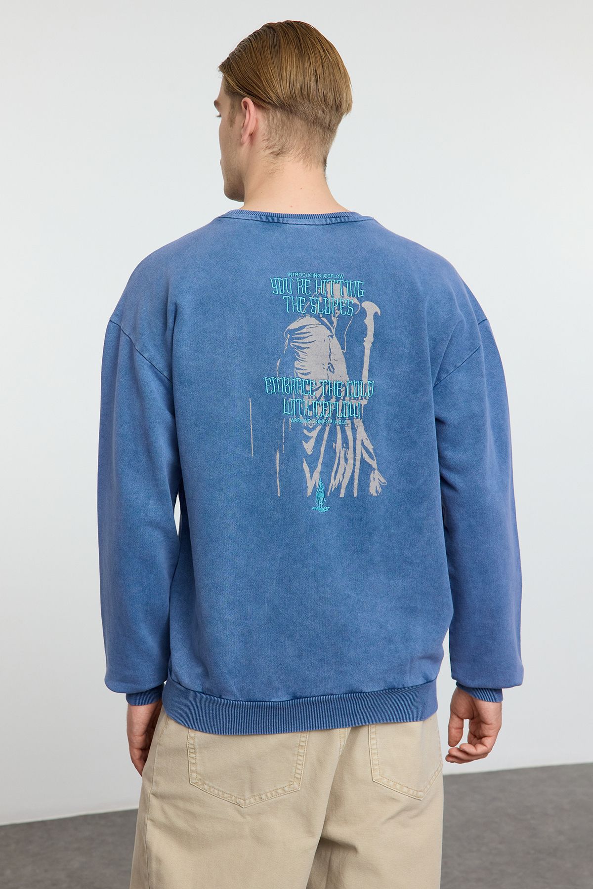 Trendyol Collection-Indigo Mystic Themed Oversize Sweatshirt - 100% Cotton, Pale Effect Tmnaw24sw00189 5