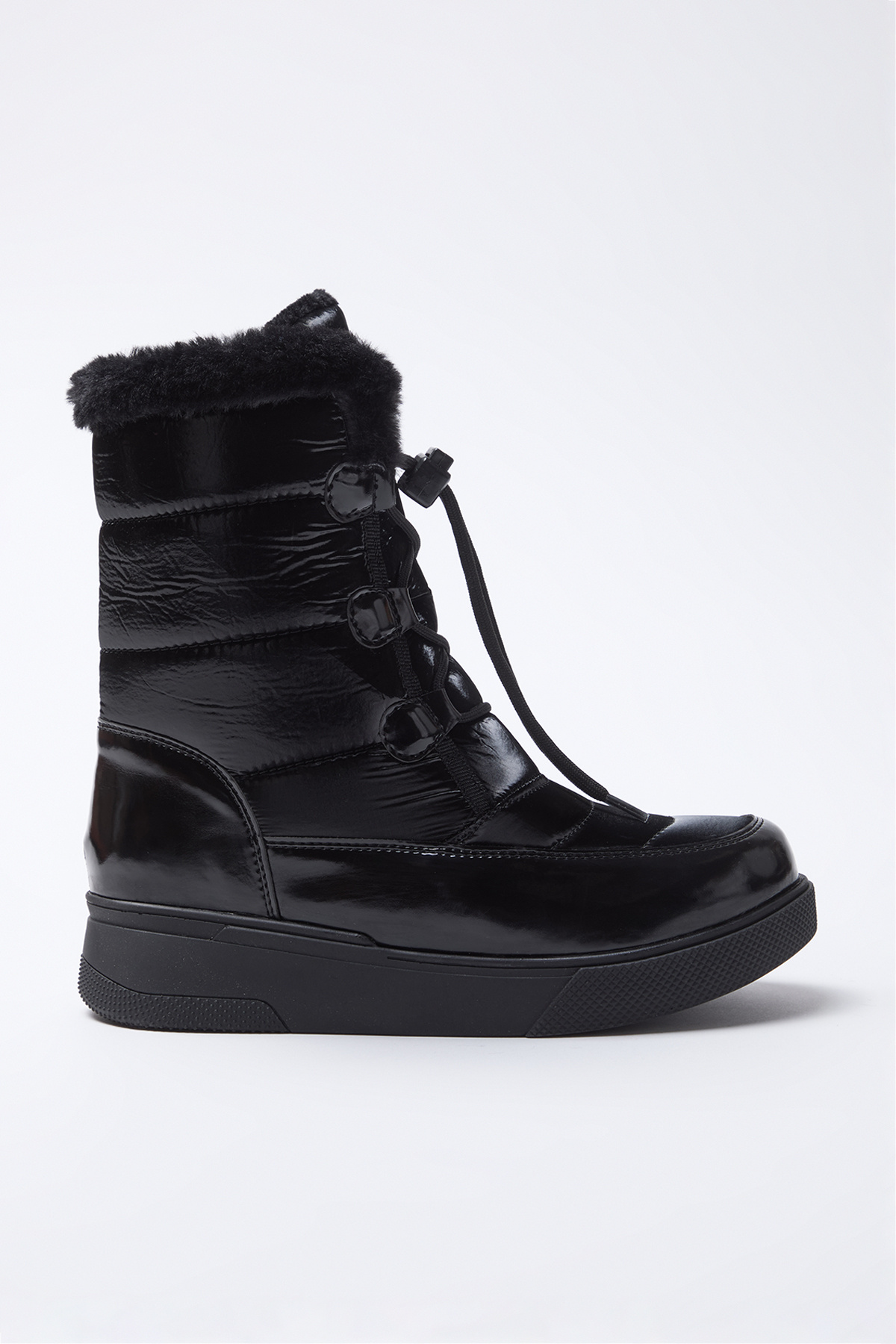 TRENDYOL SHOES-Čierne vodoodpudivé krátke dámske snehule na plochých podpätkoch na šnurovanie 
 Takaw25Bo00023 4