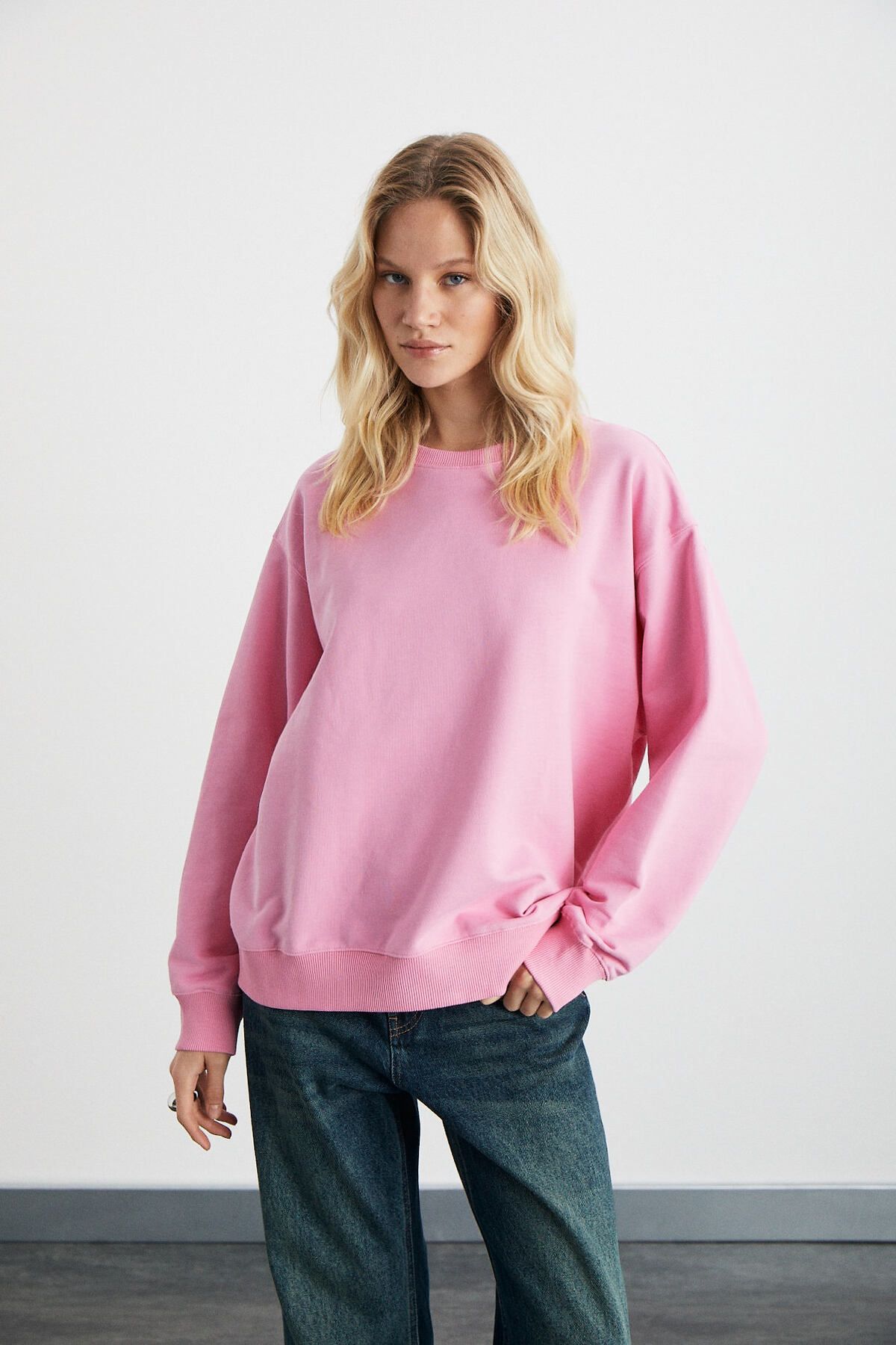 GRIMELANGE-Karıus Women's Organic Cotton Fleece-Free Oversize Round Neck Pink Sweatshirt 1