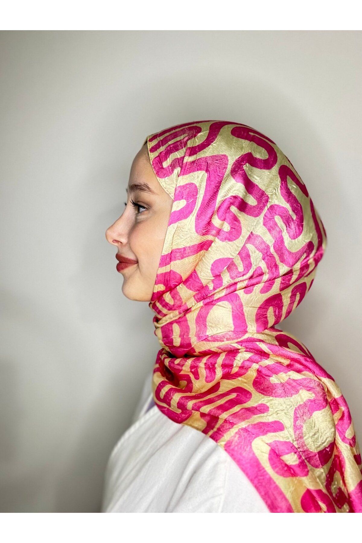 Modakaşmir-Abstract Wave Pattern Shiny Bamboo Shawl 3