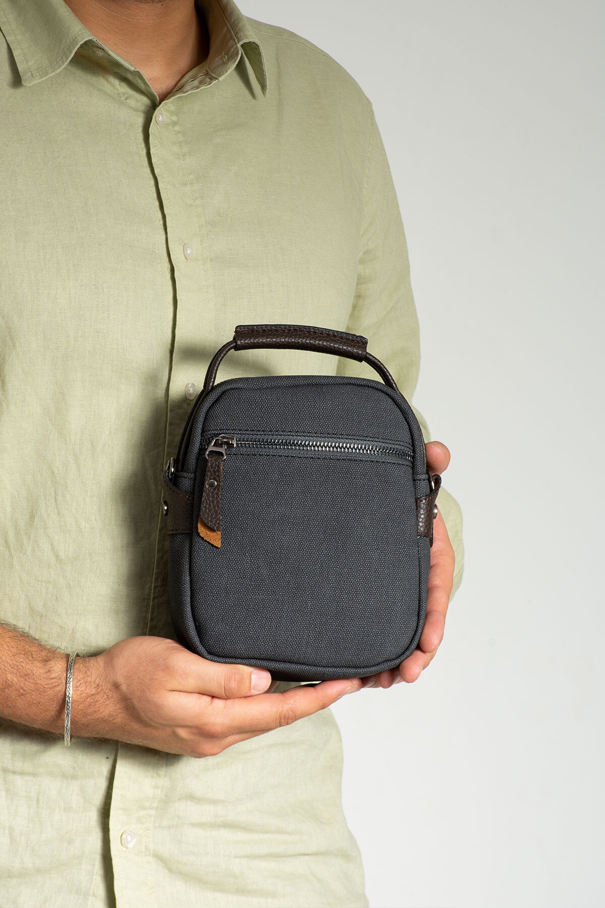 M 413 Mega Bag Erkek Omuz Askılı Portföy Çanta, El Çantası