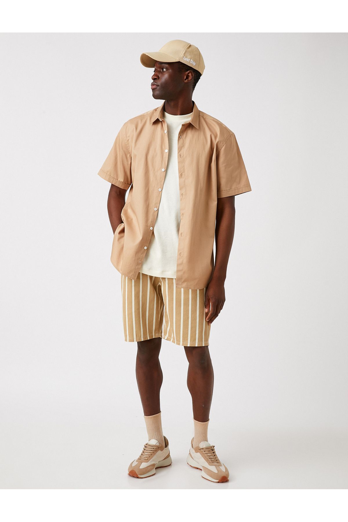 complete the look image