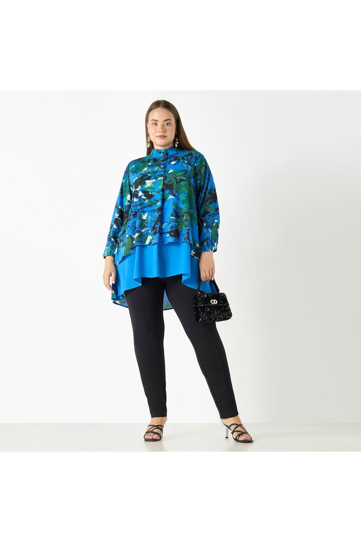 complete the look image
