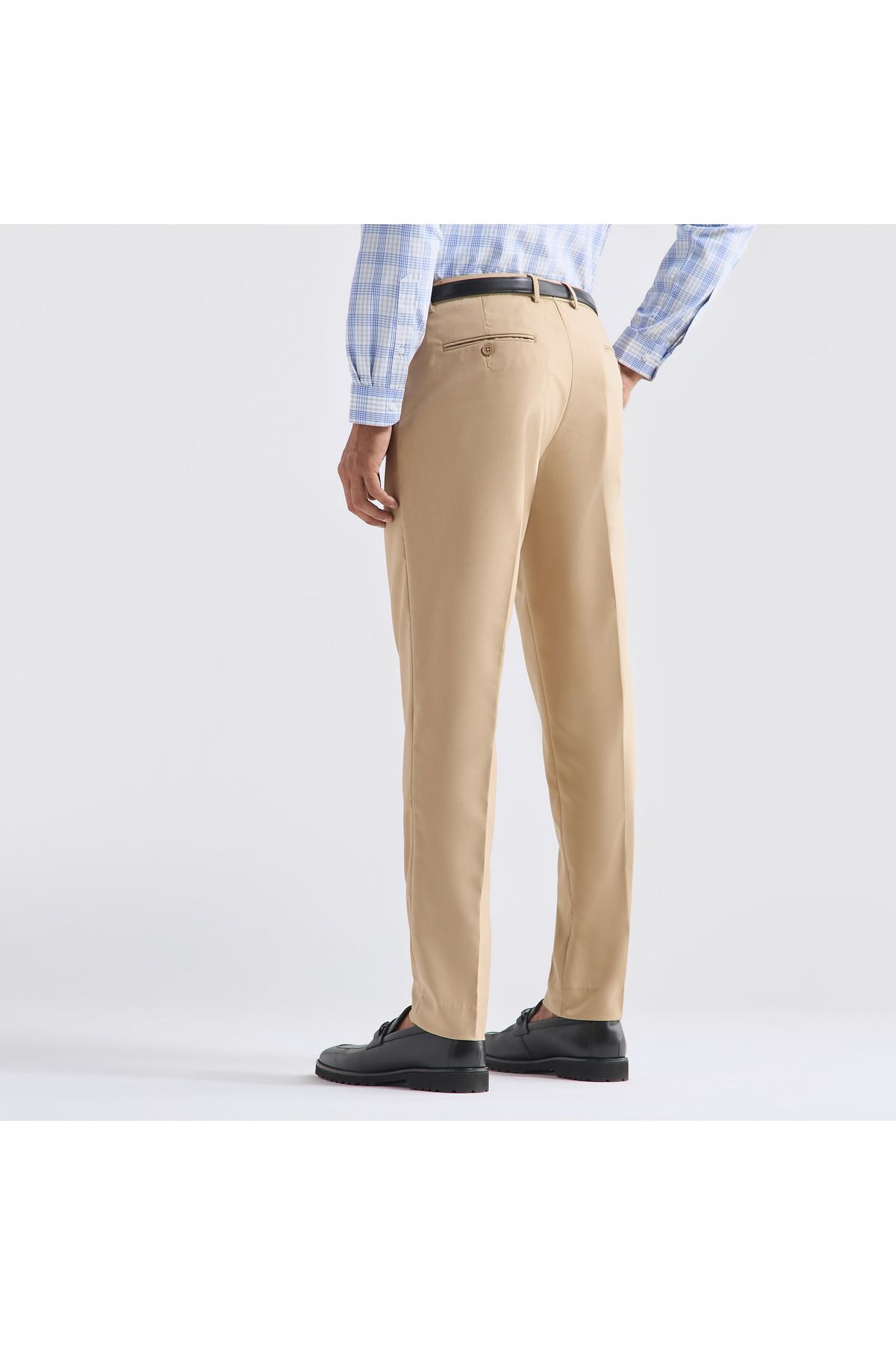complete the look image