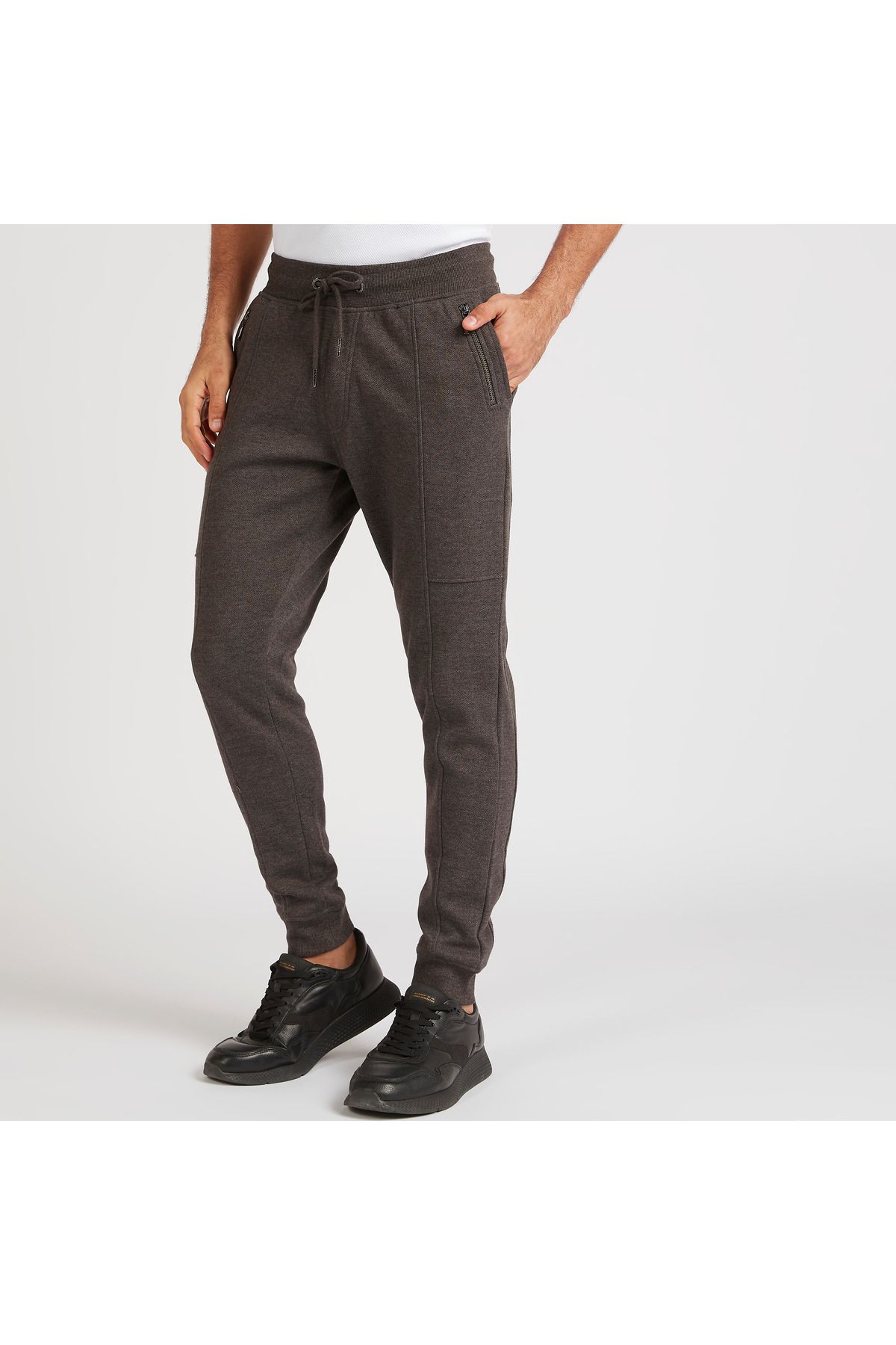 Iconic-Solid Joggers with Drawstring Closure and Pockets 1