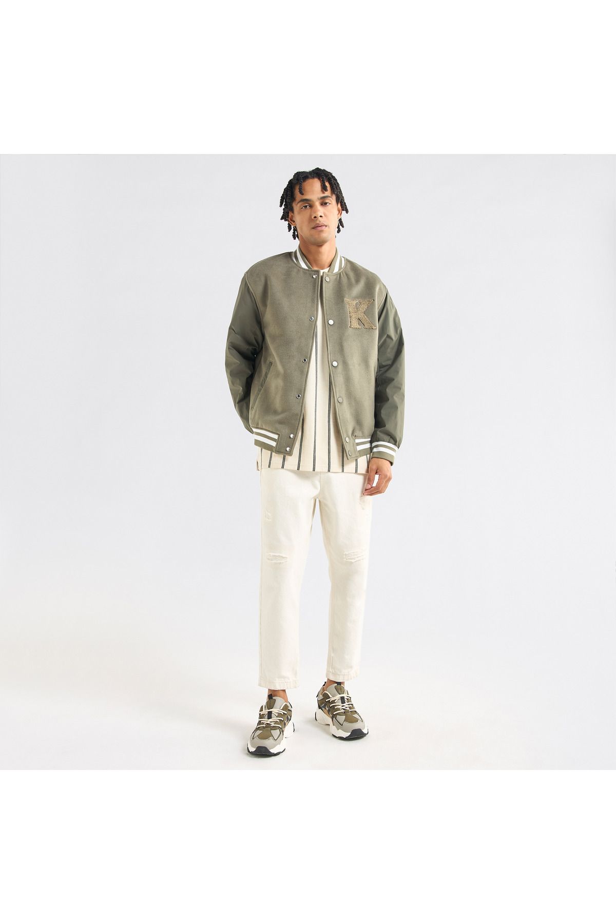 complete the look image