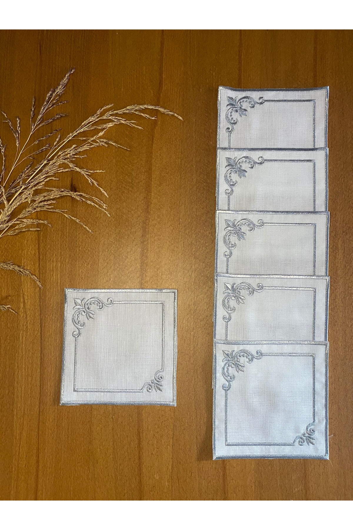 6 Pieces Linen Silver Fate Patterned Cocktail Presentation Napkin