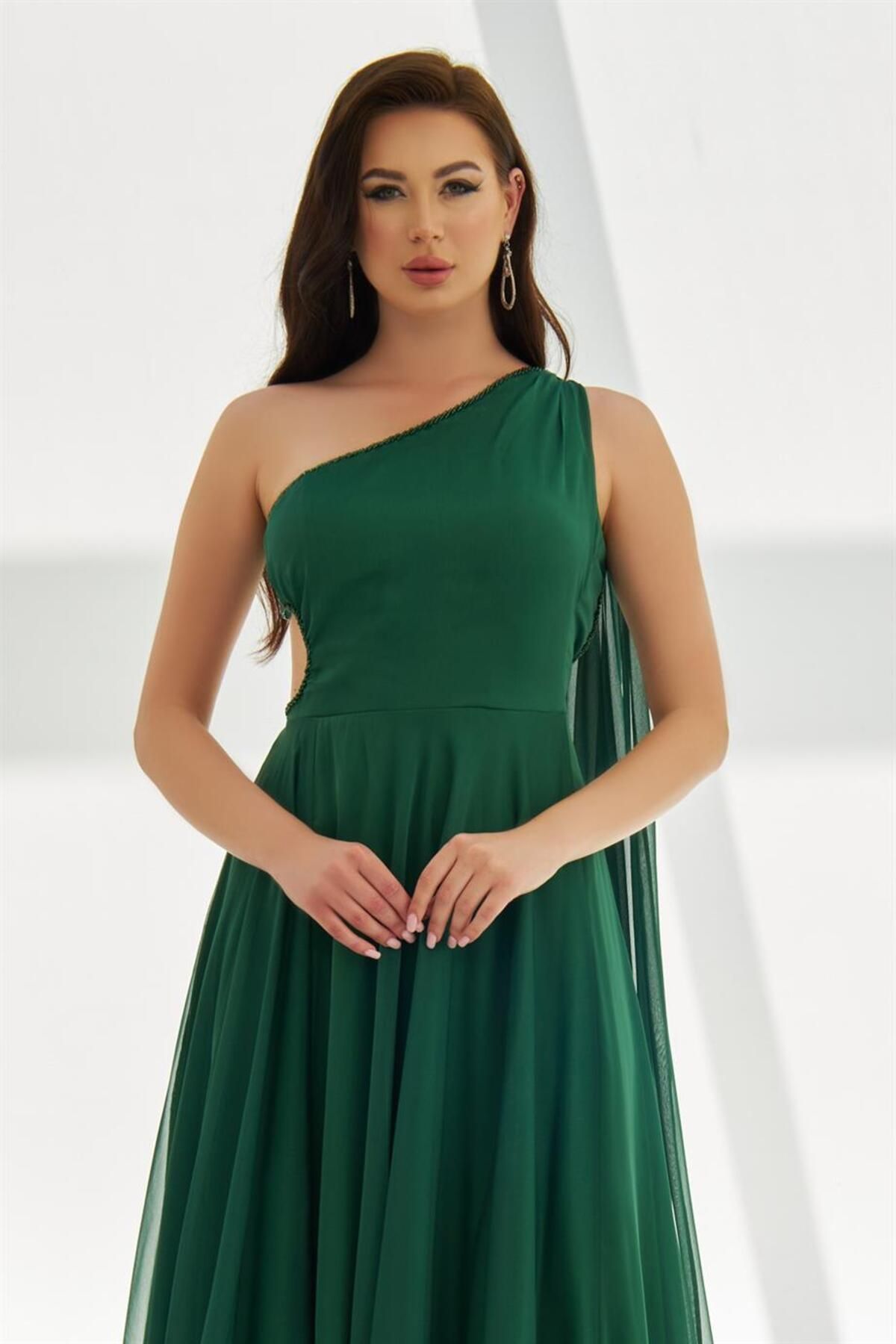 Carmen-Emerald Chiffon Cape and Backless Long Evening Dress 1