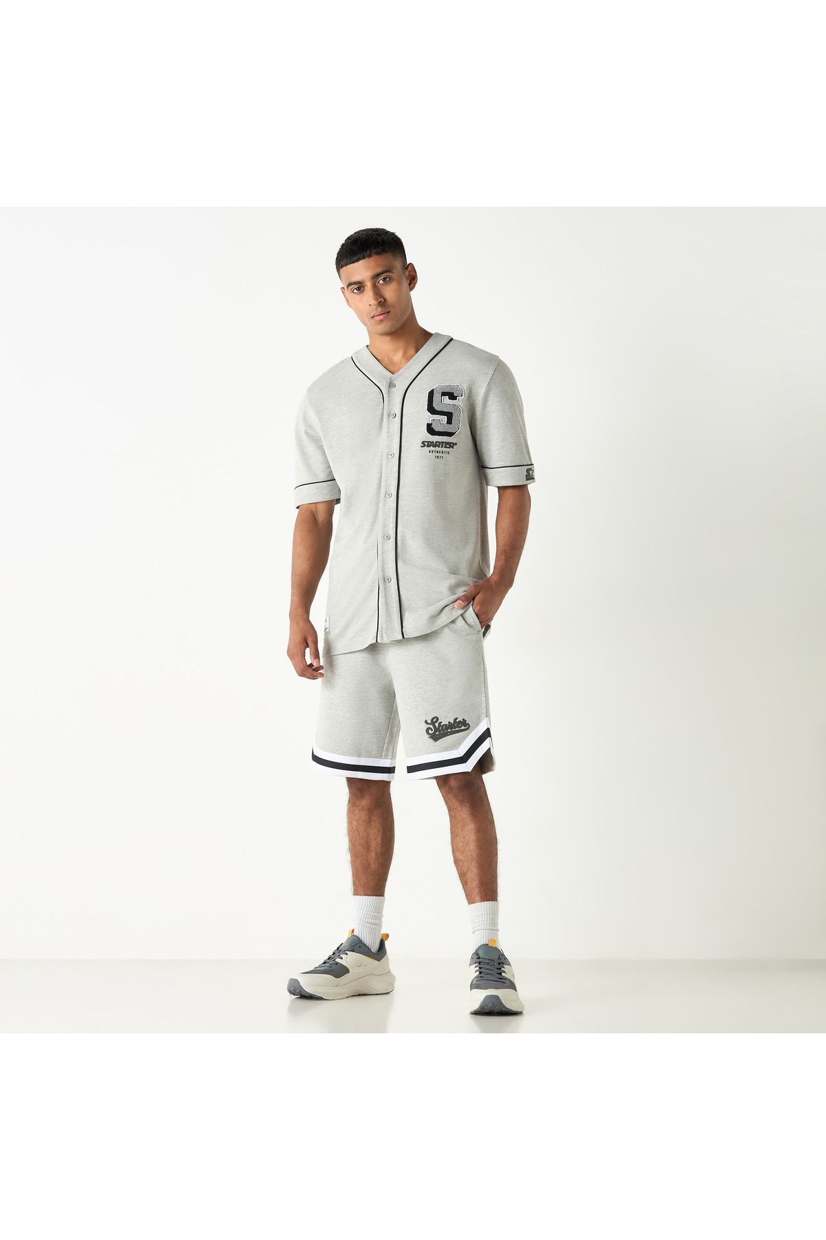 Starter-Logo Print Shorts with Pockets and Drawstring Closure 2