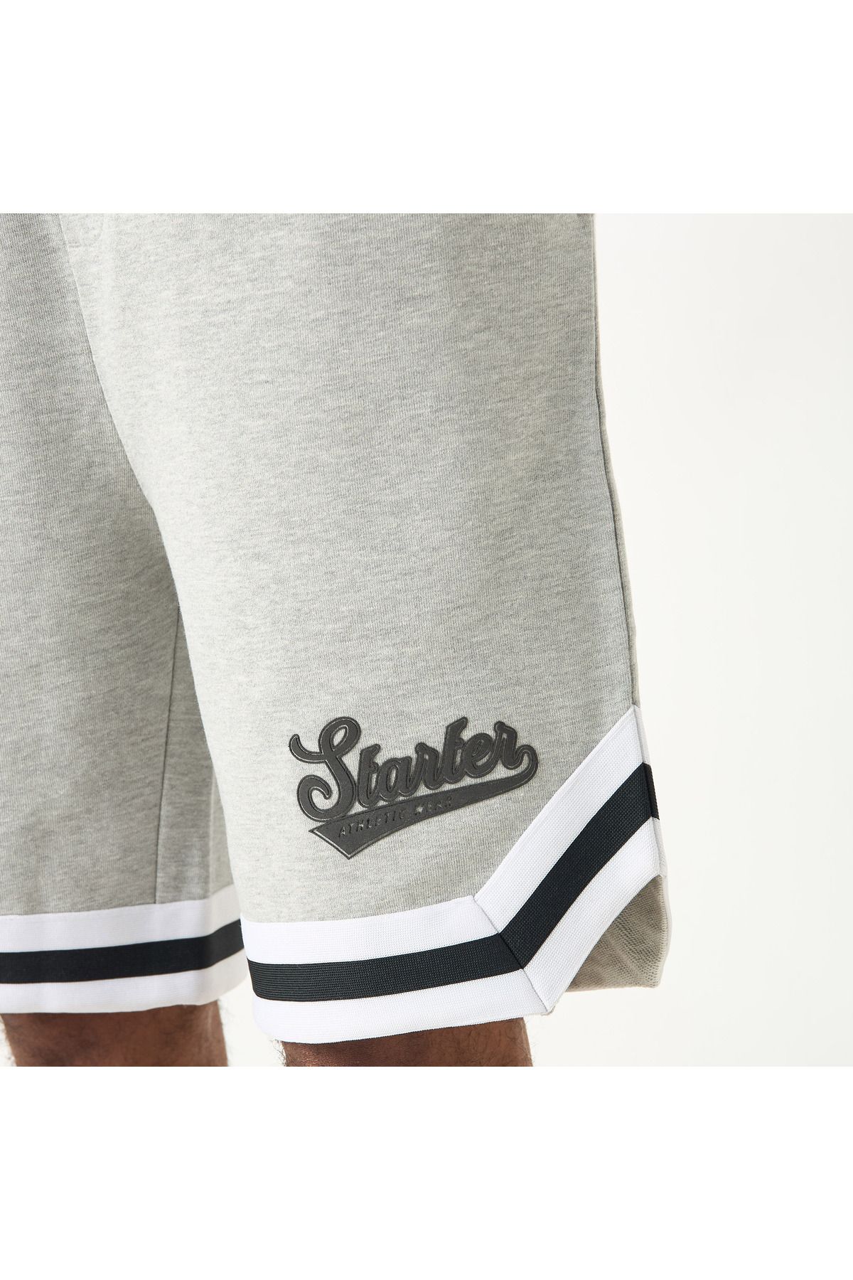 Starter-Logo Print Shorts with Pockets and Drawstring Closure 4