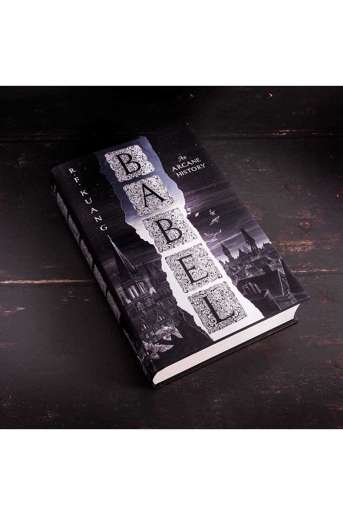 Penguin Books-Babel - R.F. Kuang (Hardcover) 5