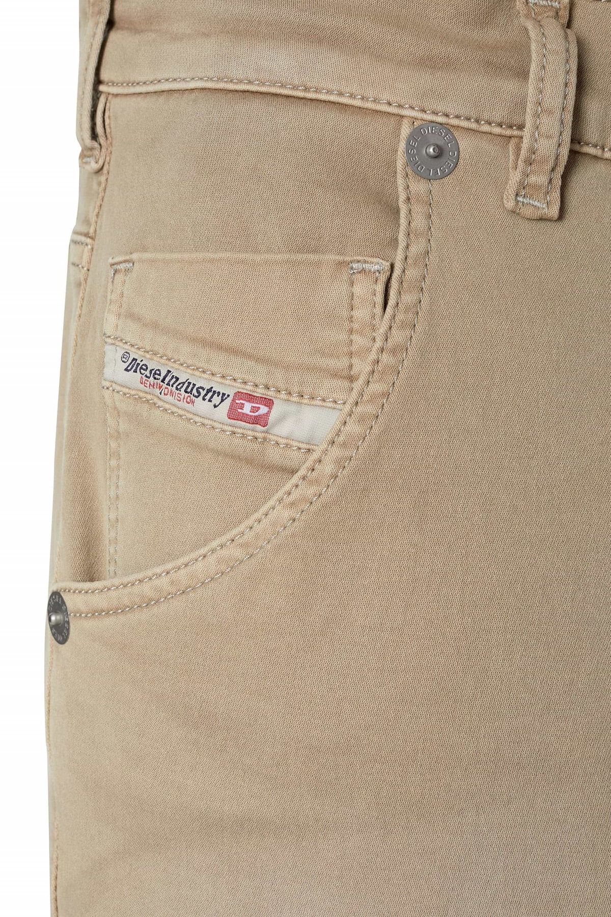 شلوار جین مردانه متناسب با MALE TAPERED BEJ JEAN KROOLEY E NE Diesel