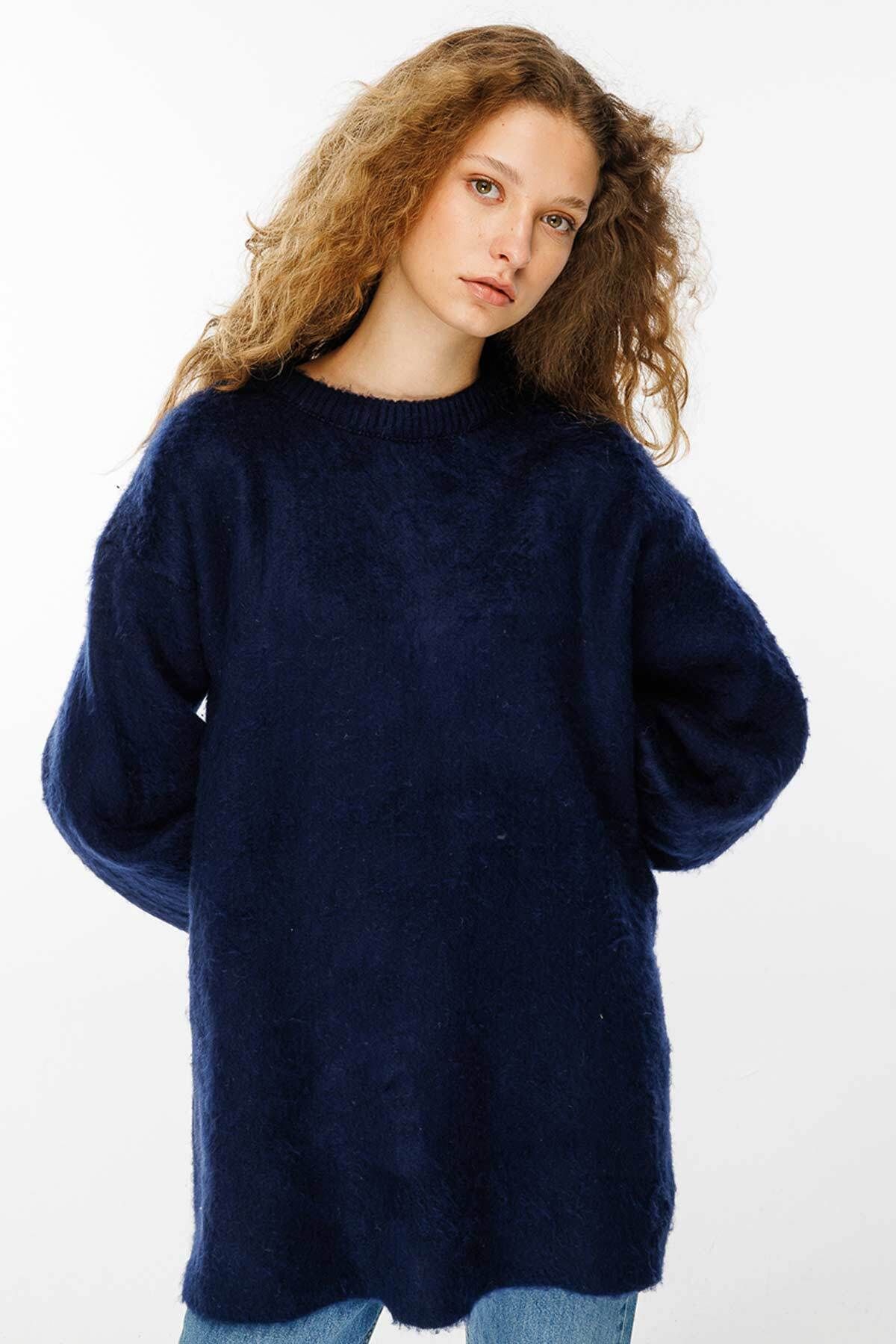 Hooopstore-Navy Blue Sweater with Belted Bird Eyes 5