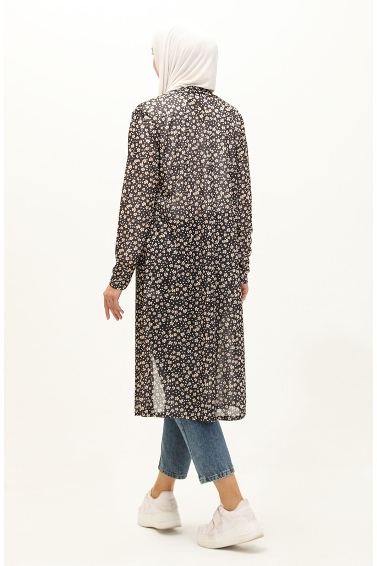 sefamerve-Cardigan lung negru - model floral, model 8637-01 5