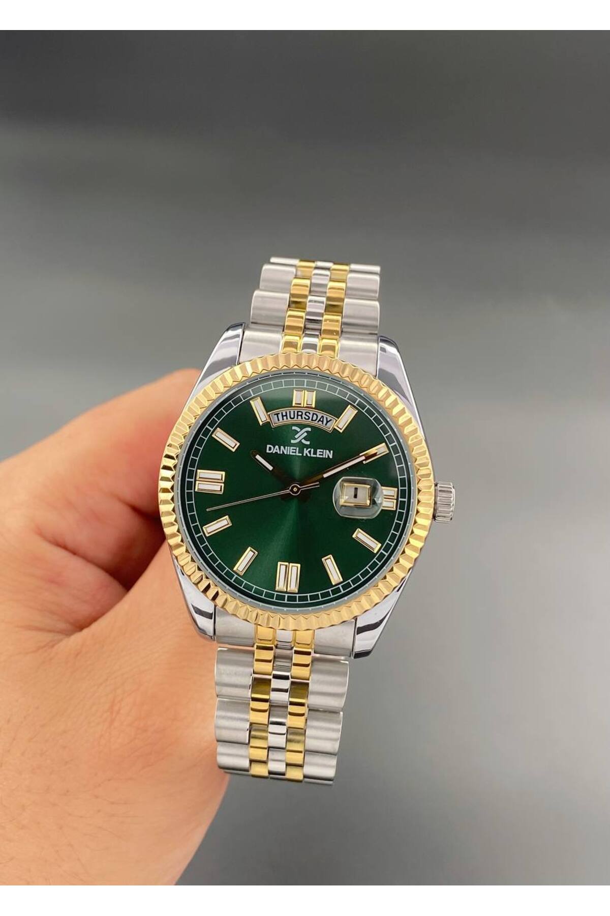 Daniel Klein  Erkek Kol Saati Çelik kordon 3 ATM Su Geçirmez Gold Gümüş Yeşil Renk