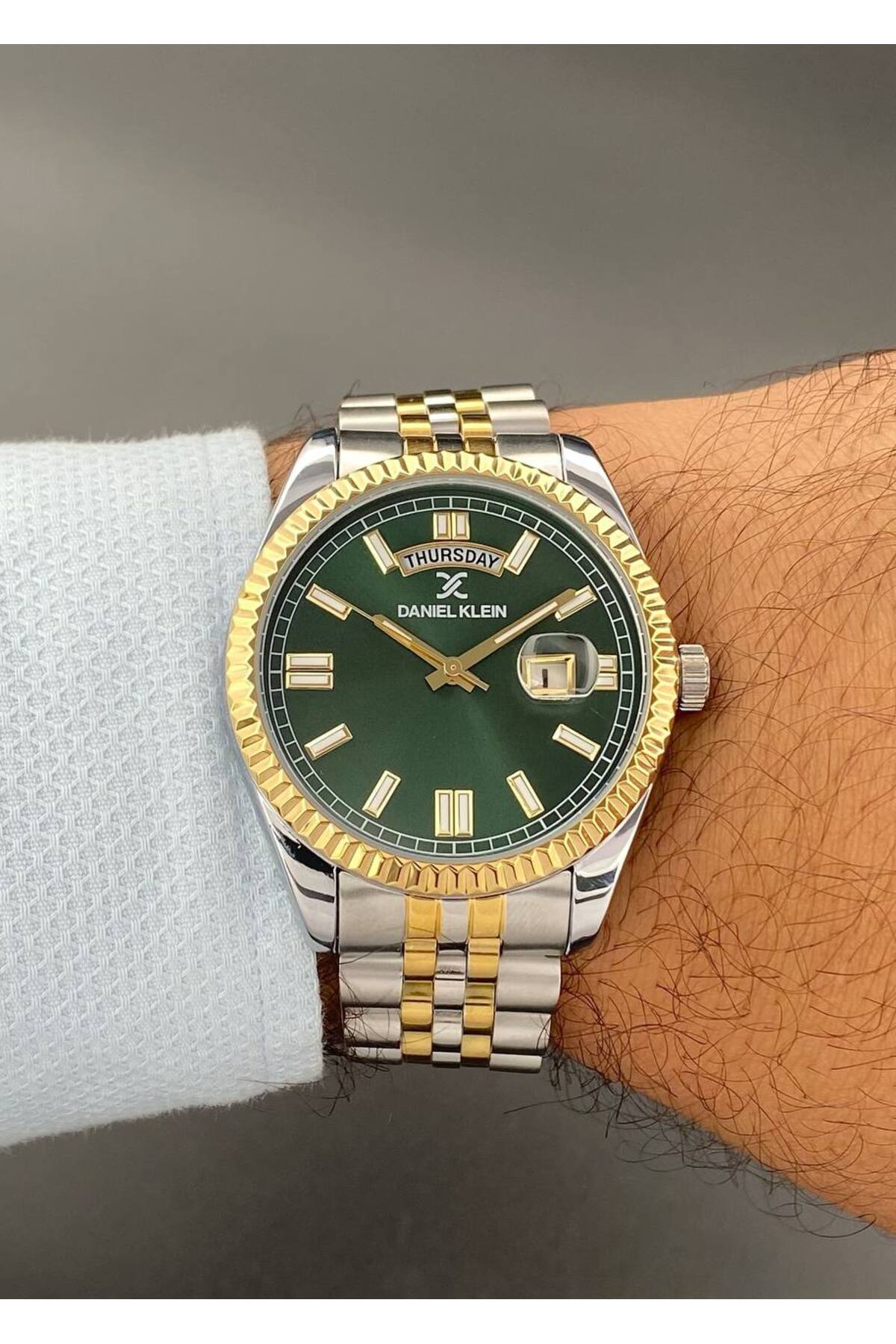 Daniel Klein  Erkek Kol Saati Çelik kordon 3 ATM Su Geçirmez Gold Gümüş Yeşil Renk - Görsel 3