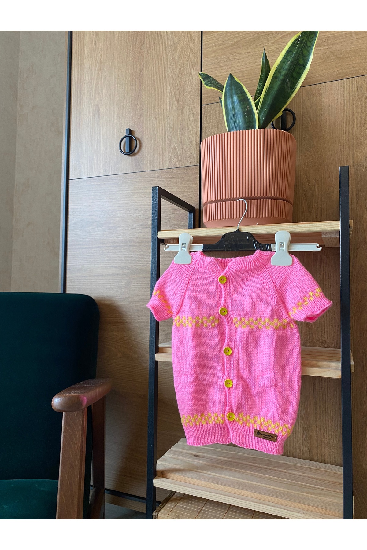 Handmade Pembe-Sarı Çizgili Kız Çocuk Yelek 0-6 Ay fotoğrafı 2 (önizleme)