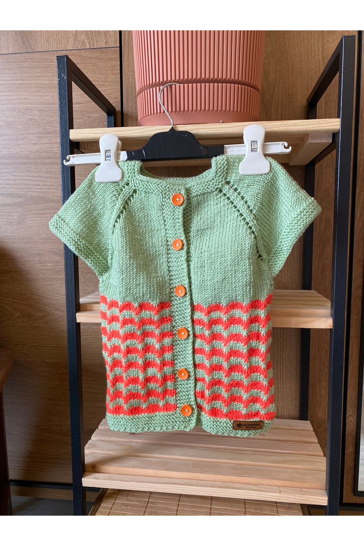 Handmade Yeşil-Turuncu Çizgili Erkek Çocuk Yelek 0-6 Ay fotoğrafı 7 (önizleme)