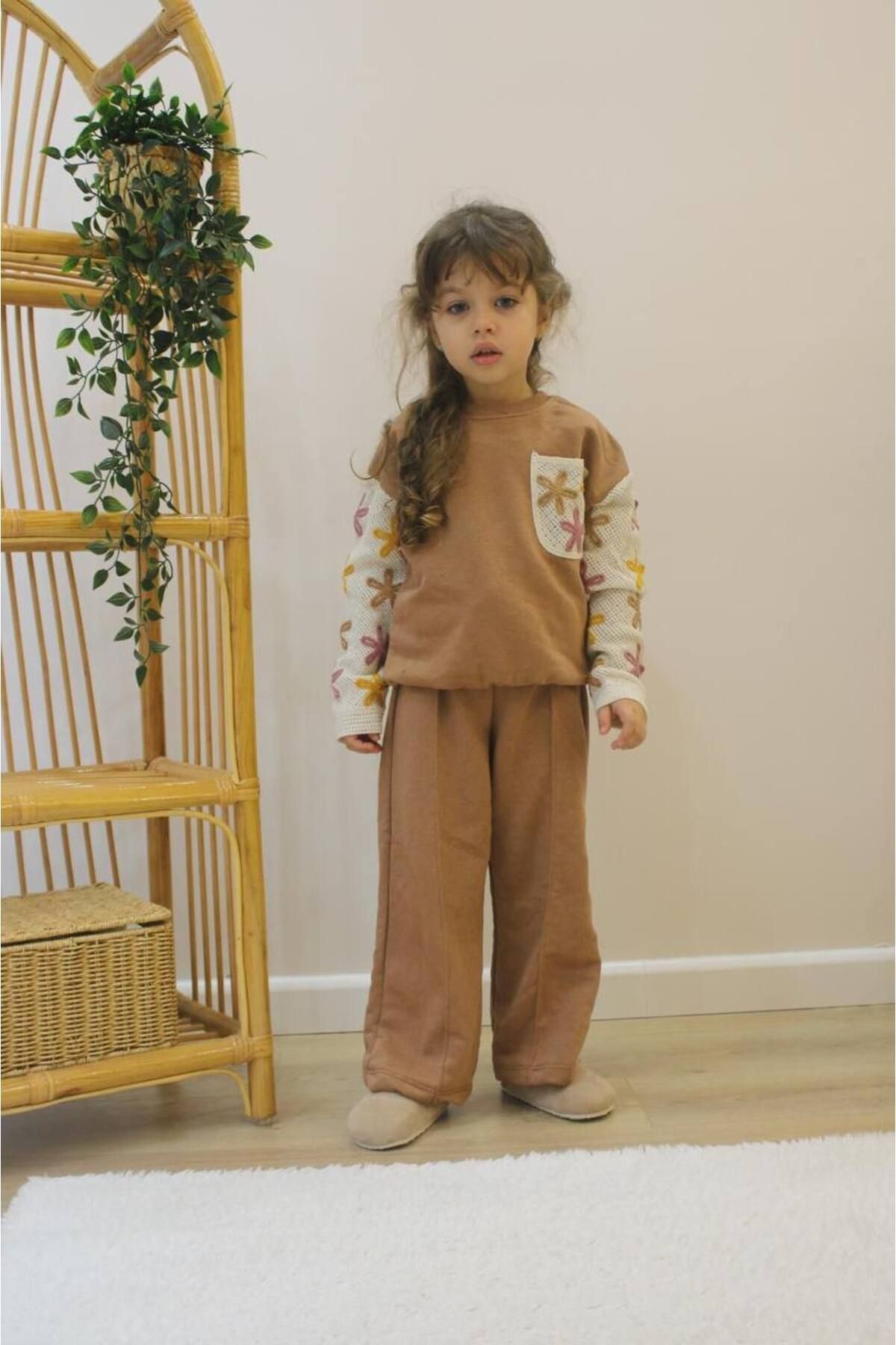 MİO-Girl's Raised Brown Knitted Detailed Wide Leg Set 1