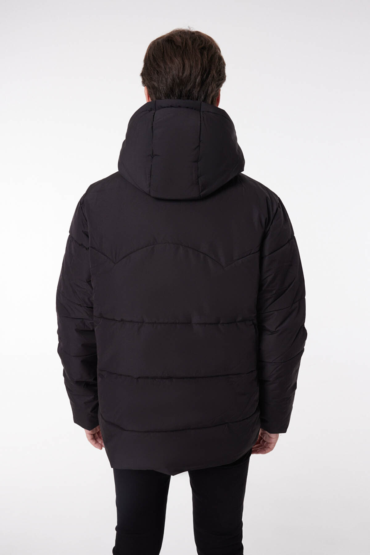 Regular Fit Normal Kesim Kapüşonlu Siyah Şişme Mont — مشکی L88BNY — تصویر 4 از 4