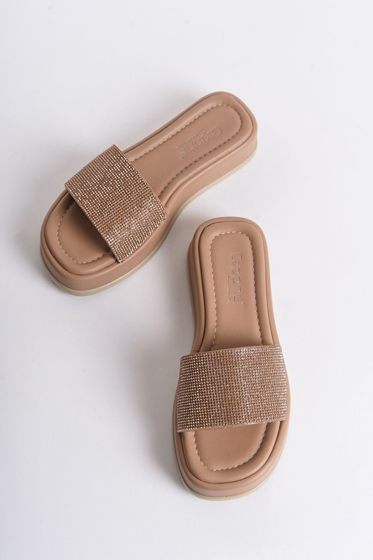 دمپایی نود زنانه تک باند با سنگی پاشنه پر Capone Outfitters