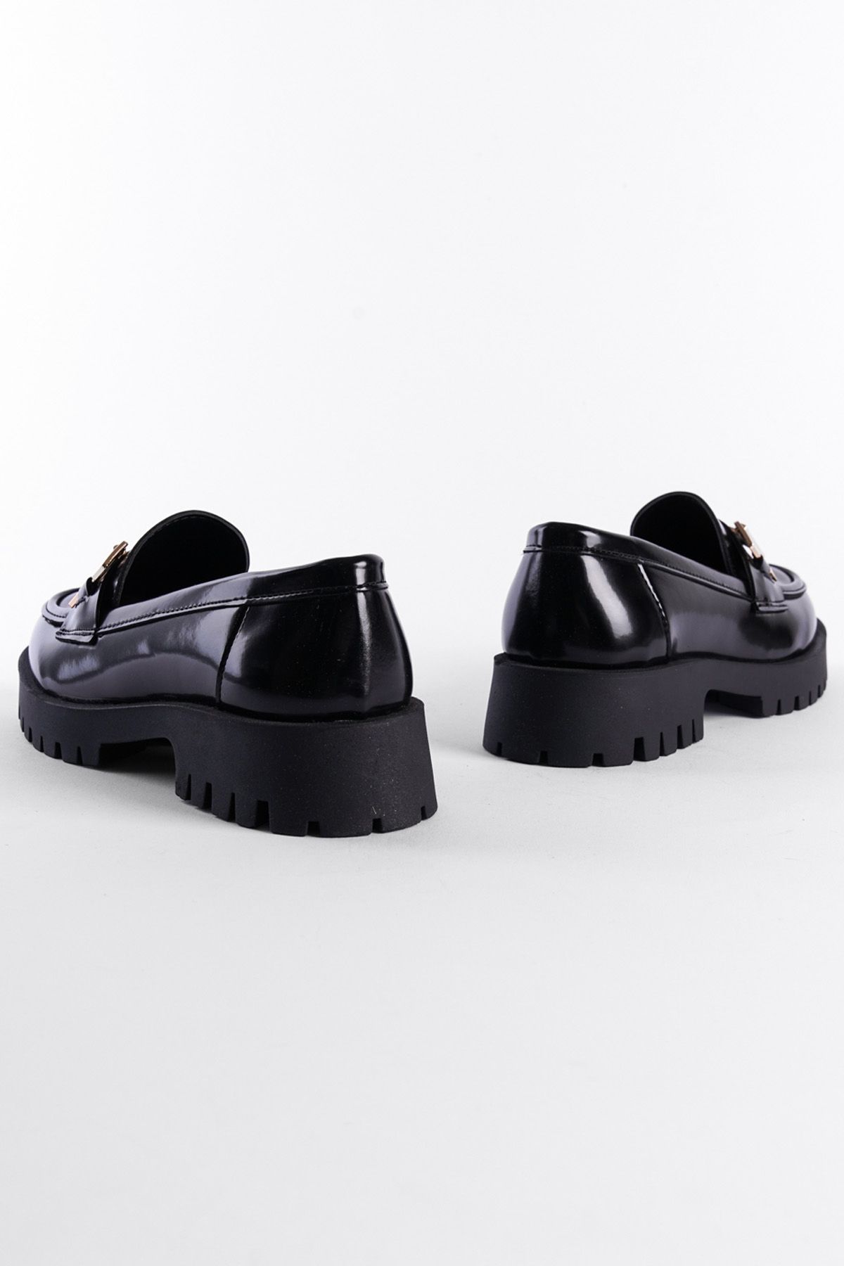 لوفر مشکی زنانه Trak based Metal H Backle Loafer Capone Outfitters
