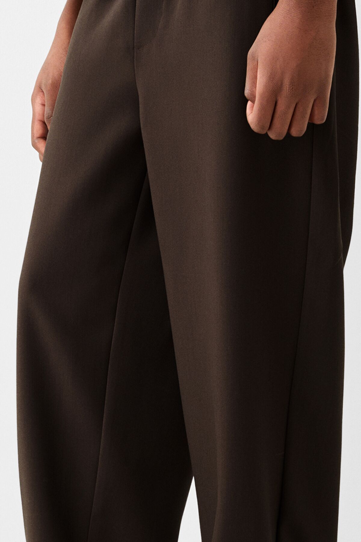 Bershka-Tailored jogging trousers 5