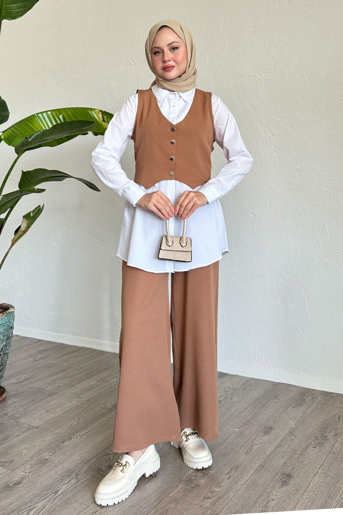InStyle-Τριπλό Σετ Κοστούμι Camel Vest 4