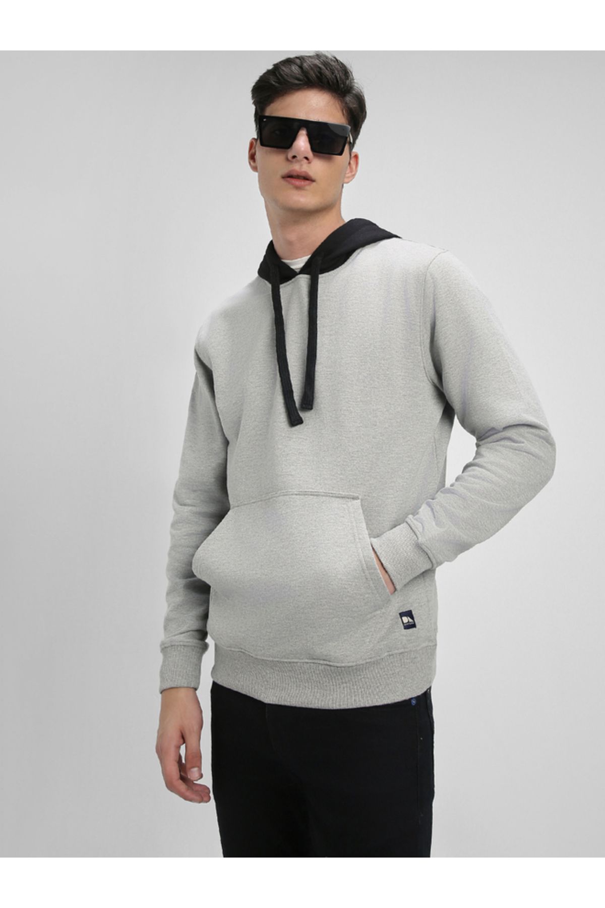 Dennis Lingo By Styli-Color Block Hoodie with Front Pocket 2