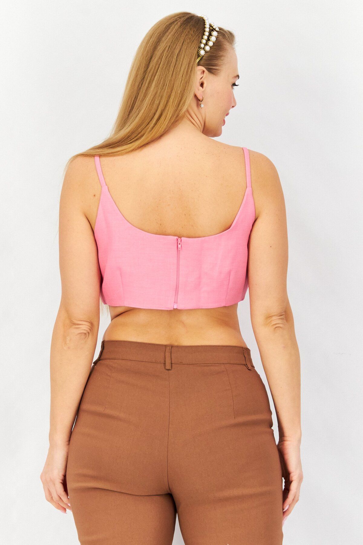 Asos Design-Women Scoop Neck Sleeveless Plain Crop Tops, Pink 3