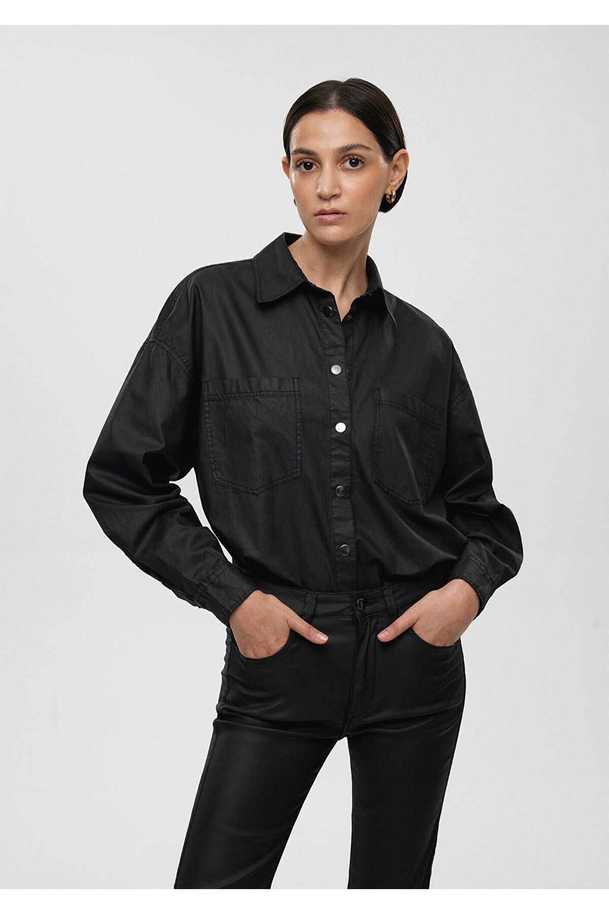 Mavi-Faux Leather Oversize Black Shirt Oversize / Wide Cut 1211049 -900 1