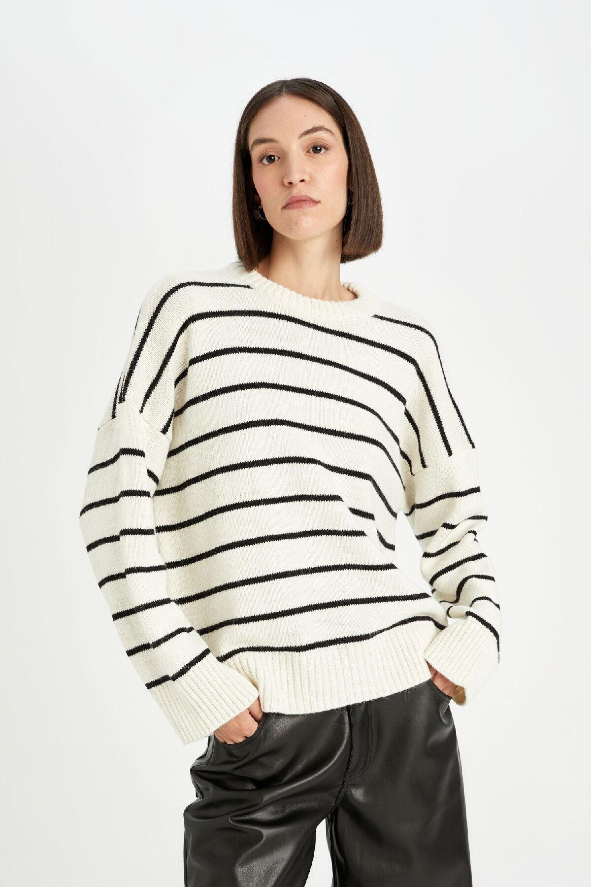 DeFacto-Oversize Fit Striped Crew nyakú pulóver D4848AXNS 6