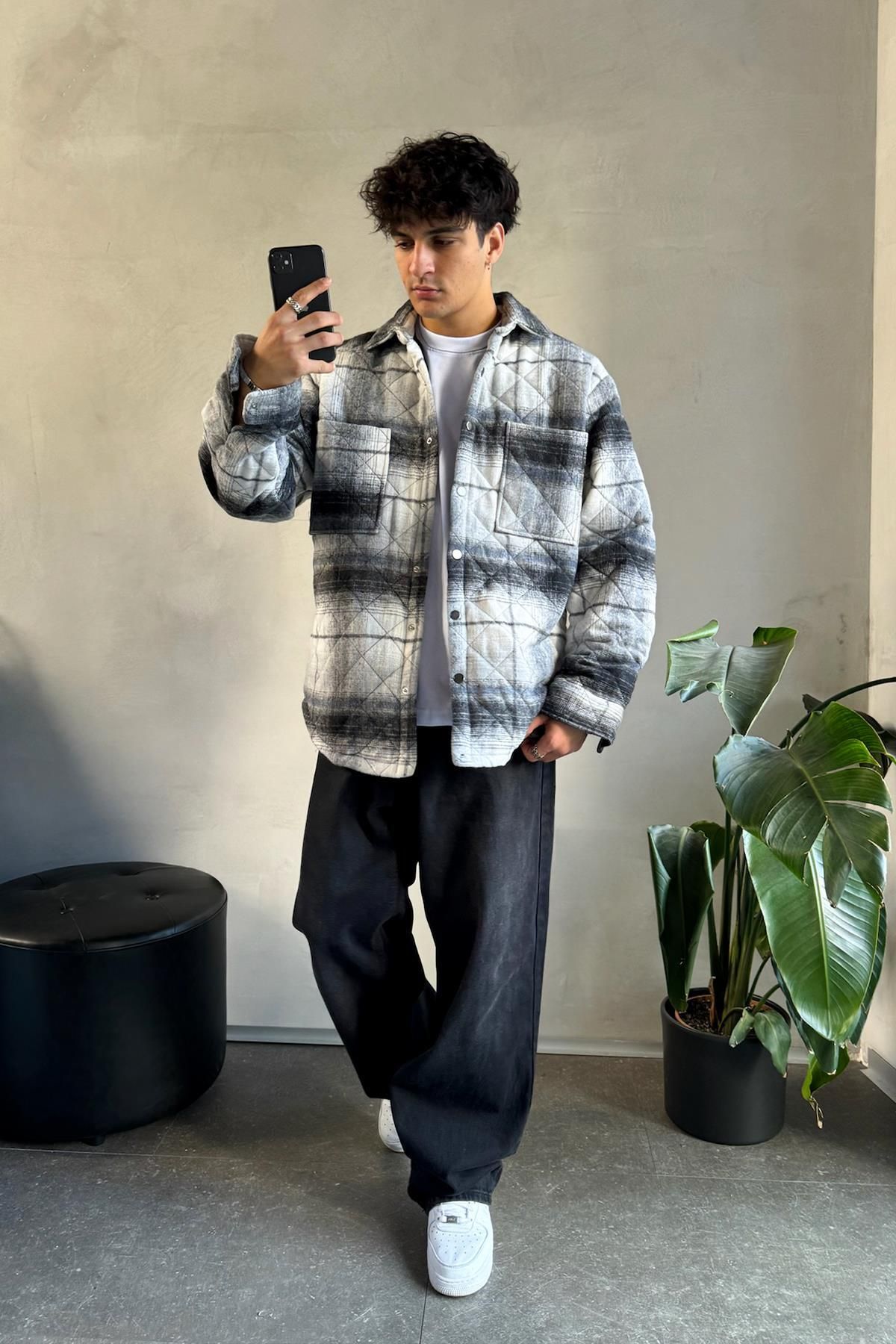 Flaw Wear-Plaid Pattern Pocket Detail Oversize Gray Jacket 4