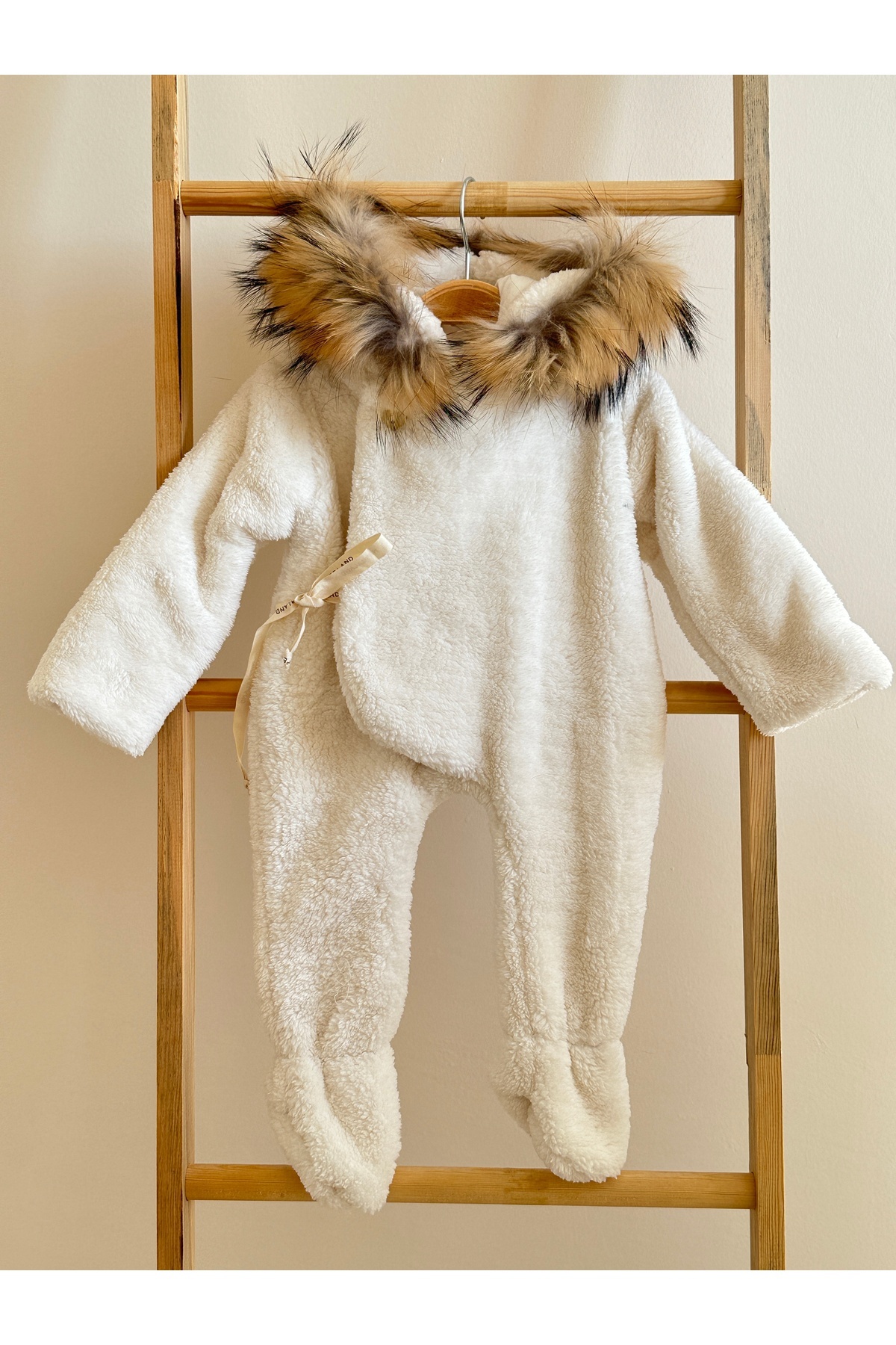 Yupera Welsoft Şapkalı Çıkarılabilir Kürklü Bebek Tulum Unisex fotoğrafı 2 (önizleme)