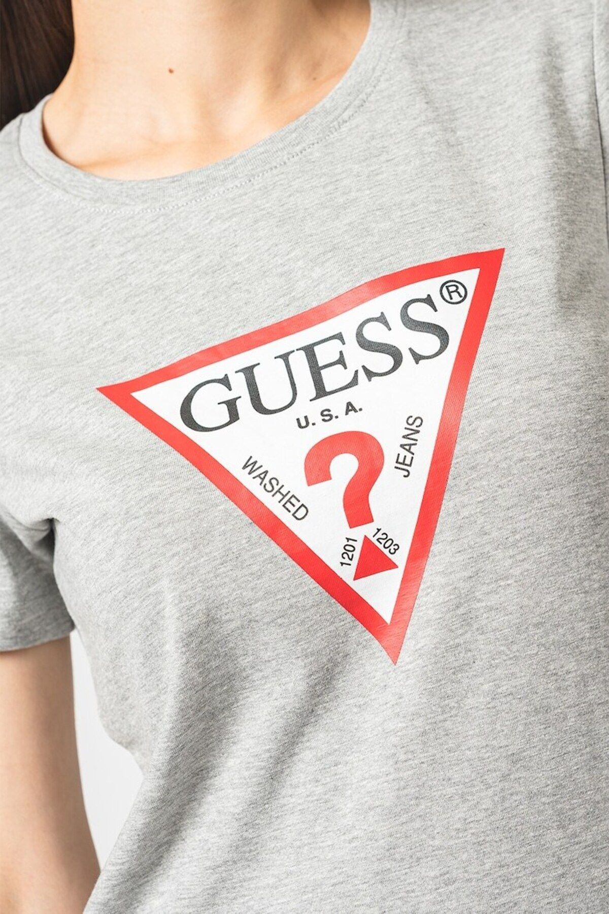 Guess-Original Women's Slim Fit T-Shirt 4