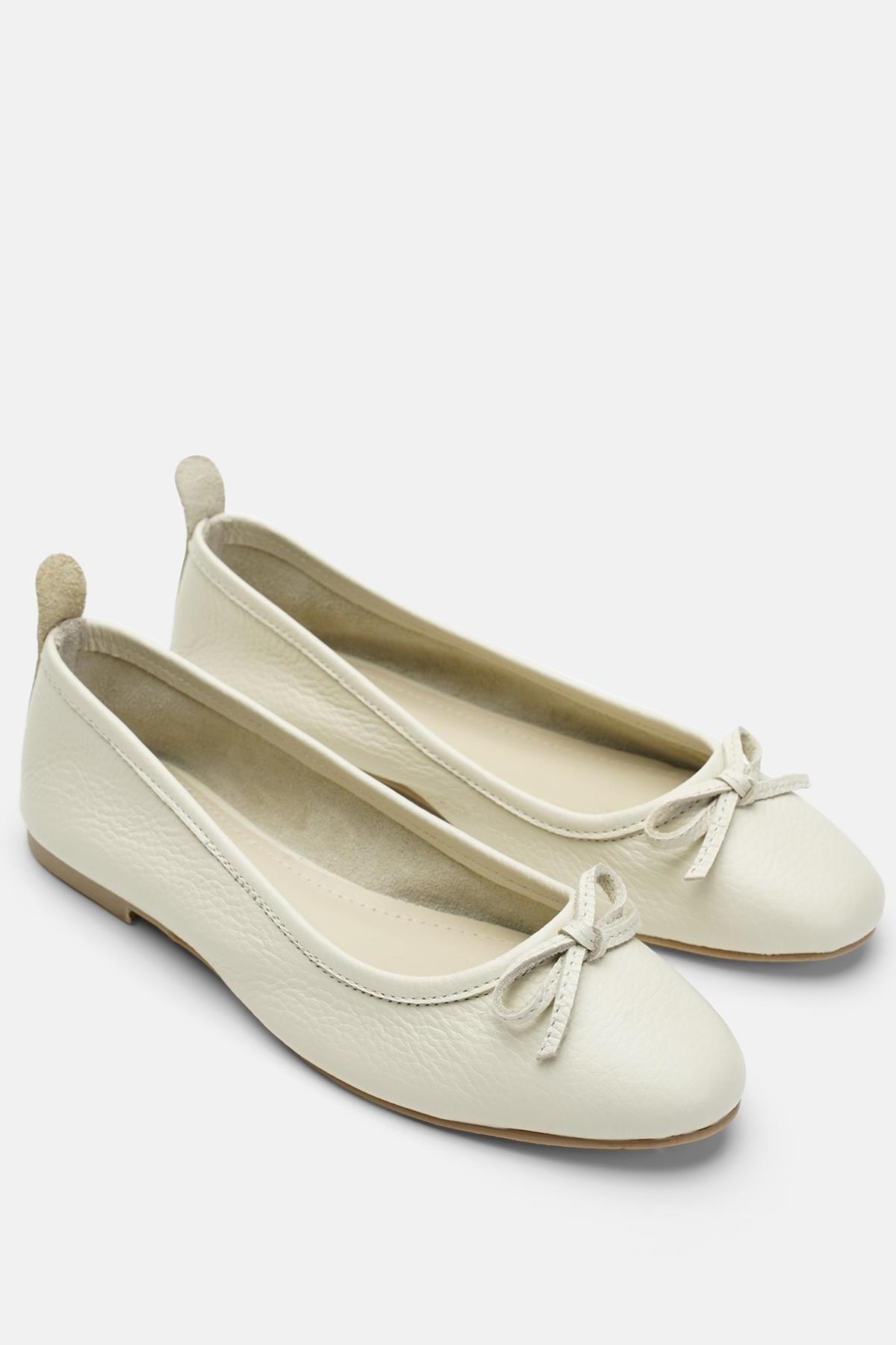 Jorbinol-Keza Classic Round Toe Leather Ballerinas 2