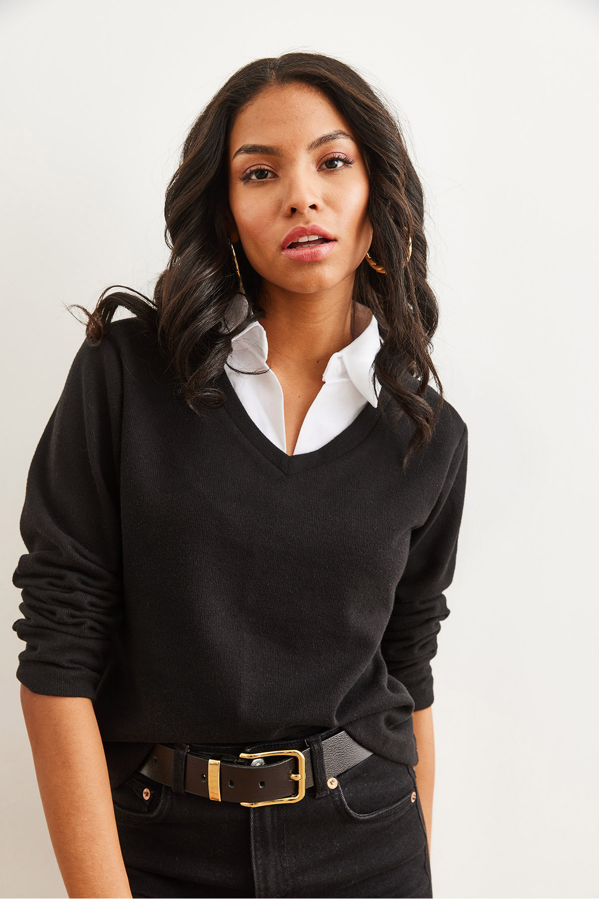 Olalook Női fekete inggallér részletes Thessaloniki blúz BLZ- 19002777