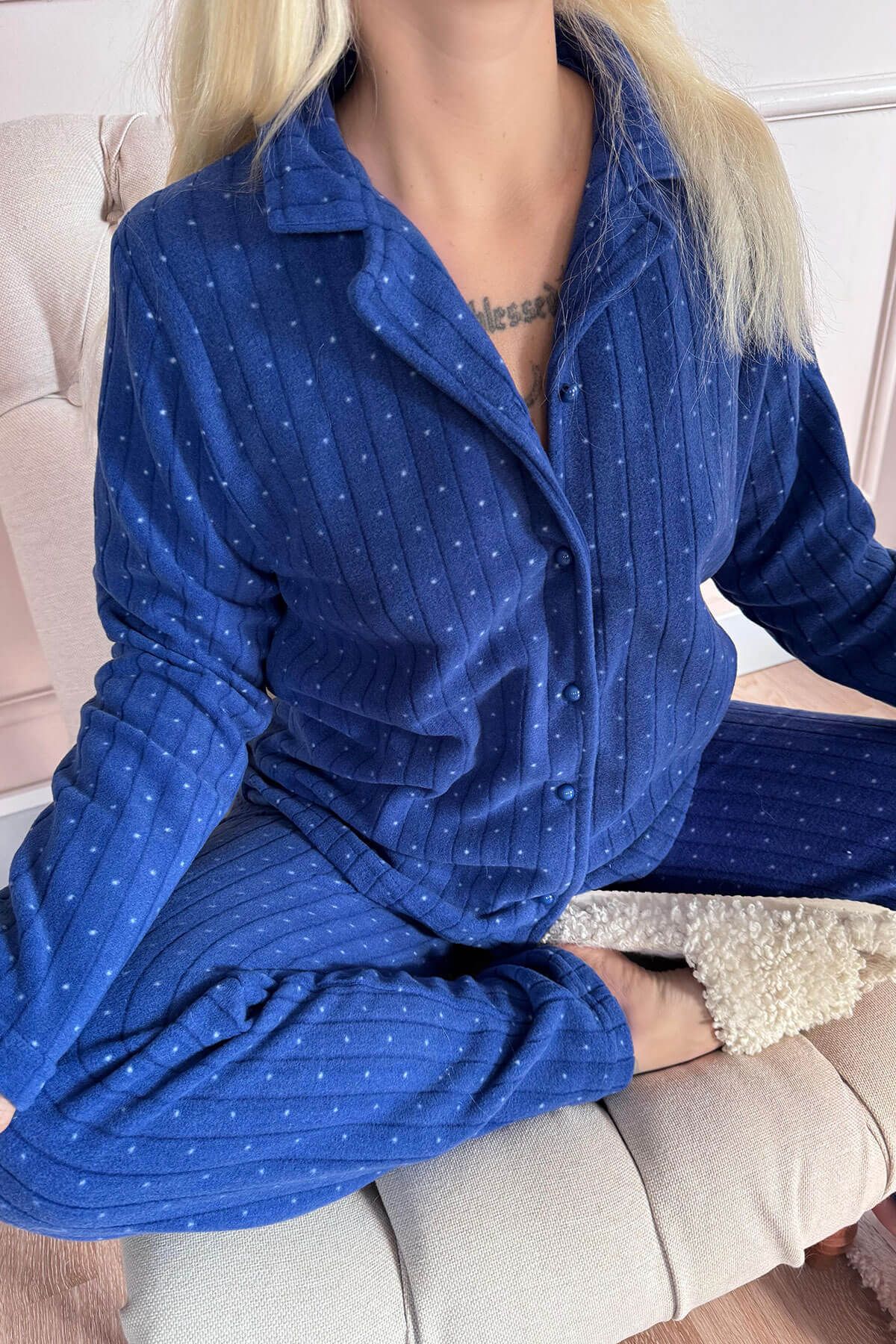 Pijamaevi-White Dotted Patterned Front Buttoned Plush Fleece Pajama Set 5