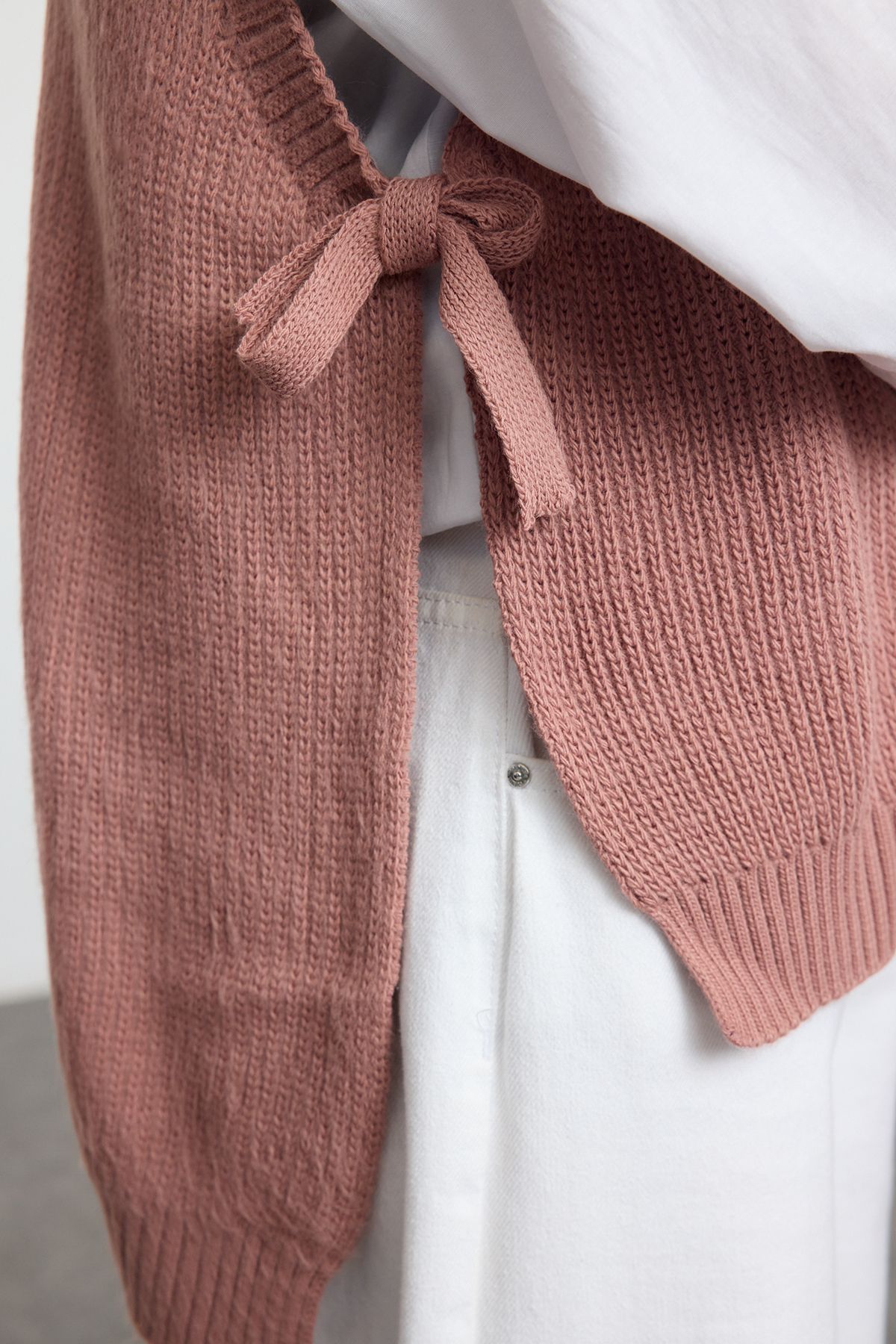 Edit by Trendyol-Dusty Rose Lacing Detailed Knitwear Sveter Tedaw25Uv00001 3