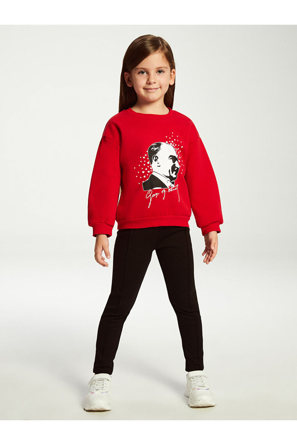 LC Waikiki GiyÇık Store Kırmızı Bisiklet Yaka Uzun Kollu Atatürk Baskılı Kız Bebek Sweatshirt fotoğrafı 5 (önizleme)