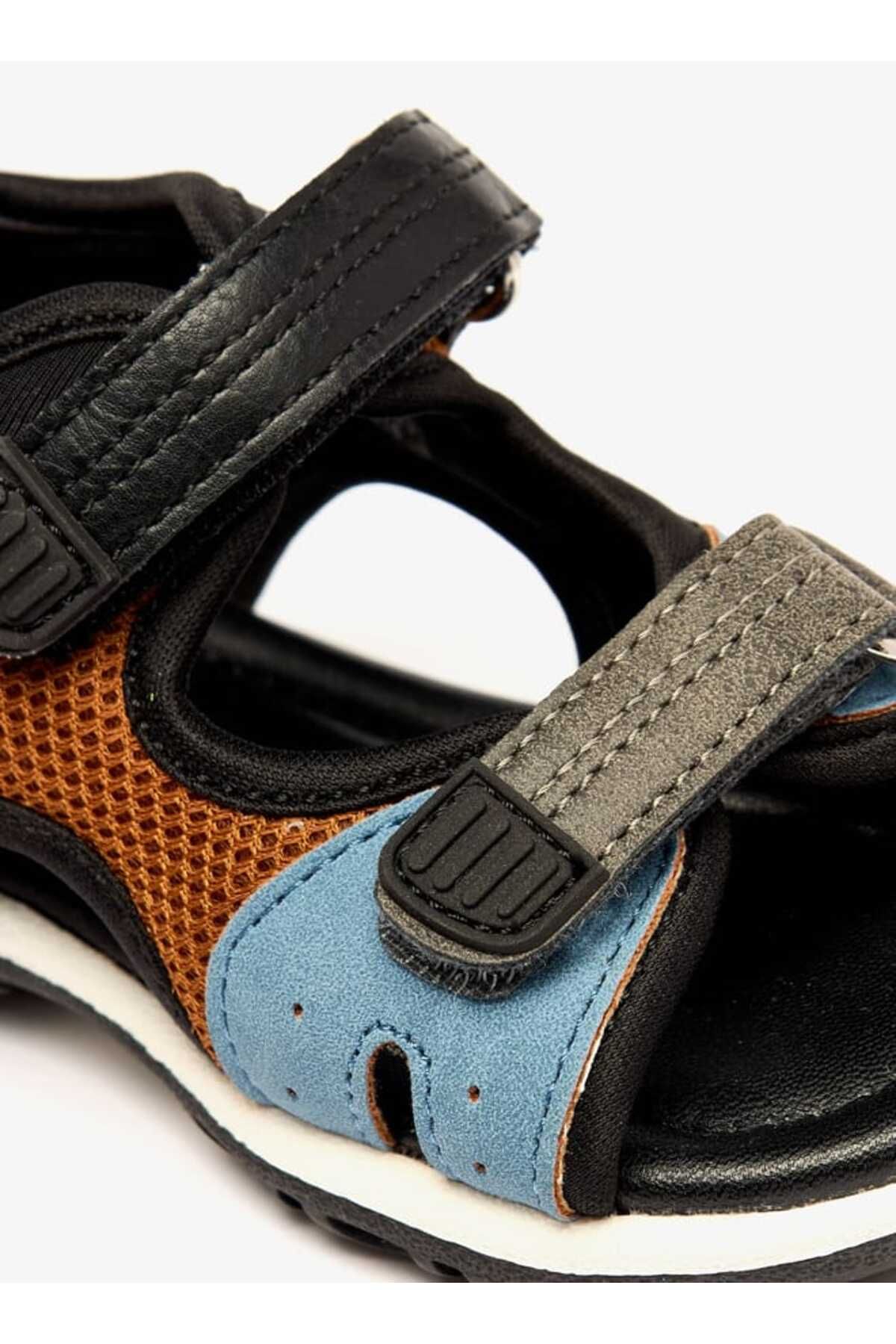 Barefeet-Panelled Sandals with Hook and Loop Closure 5