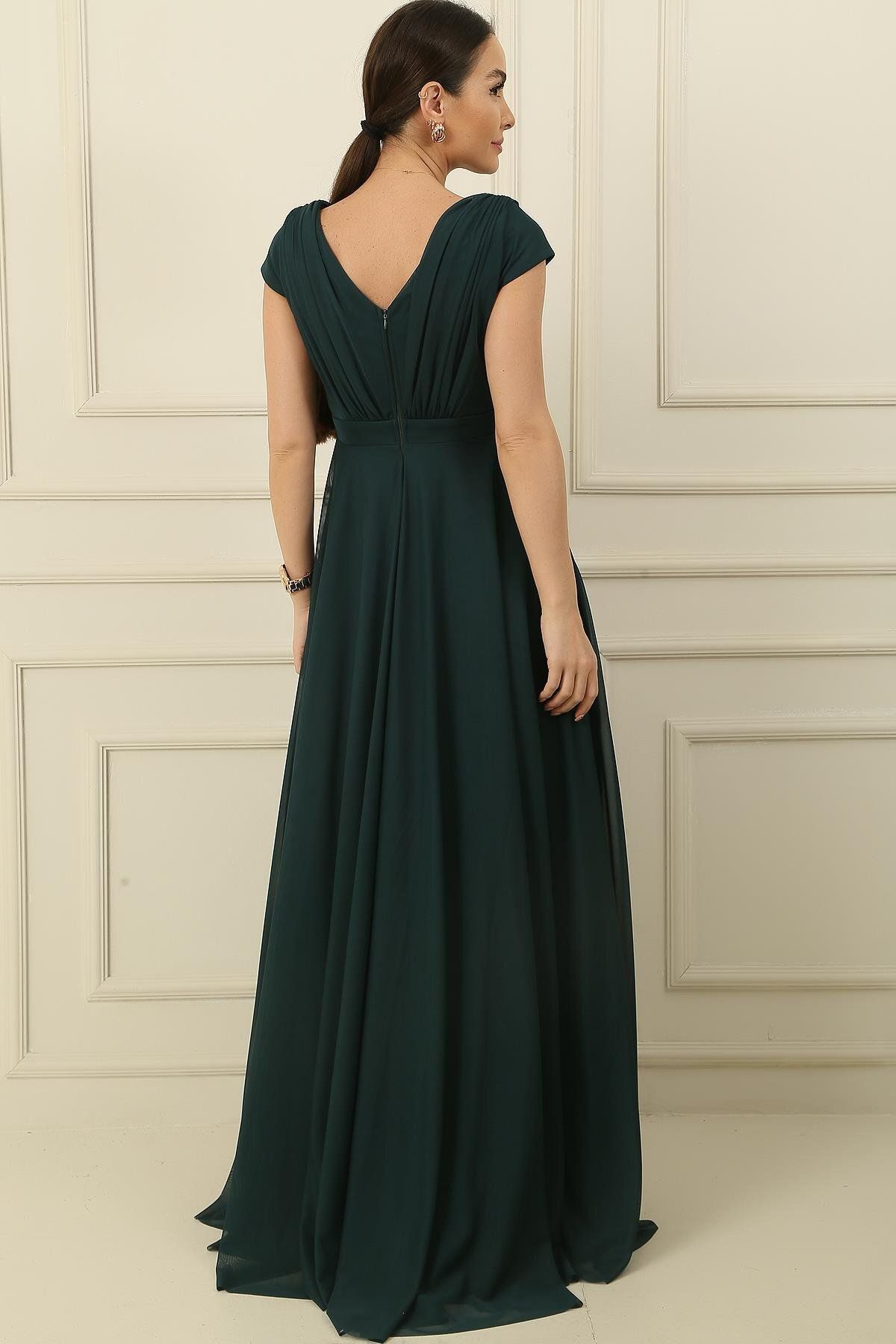 By Saygı-Zweireihiges, ausgestelltes, gefüttertes, langes Kleid aus Chiffon und Tüll mit Nagelärmeln und vollem Kreis 4