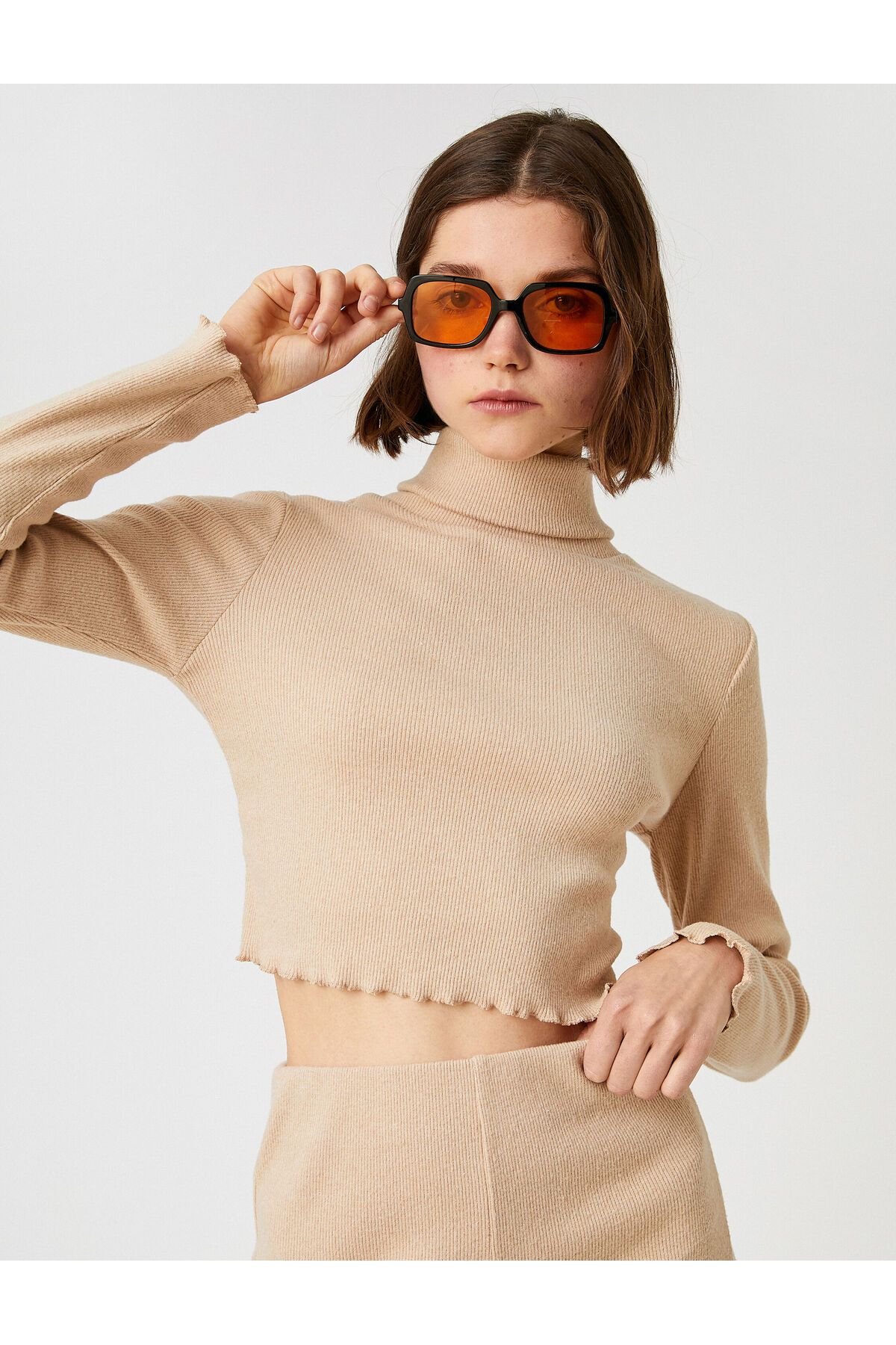 Koton Tricou Cu Mânecă Lungă Cu Guler Roscat Cu Coaste Femeie - XS
