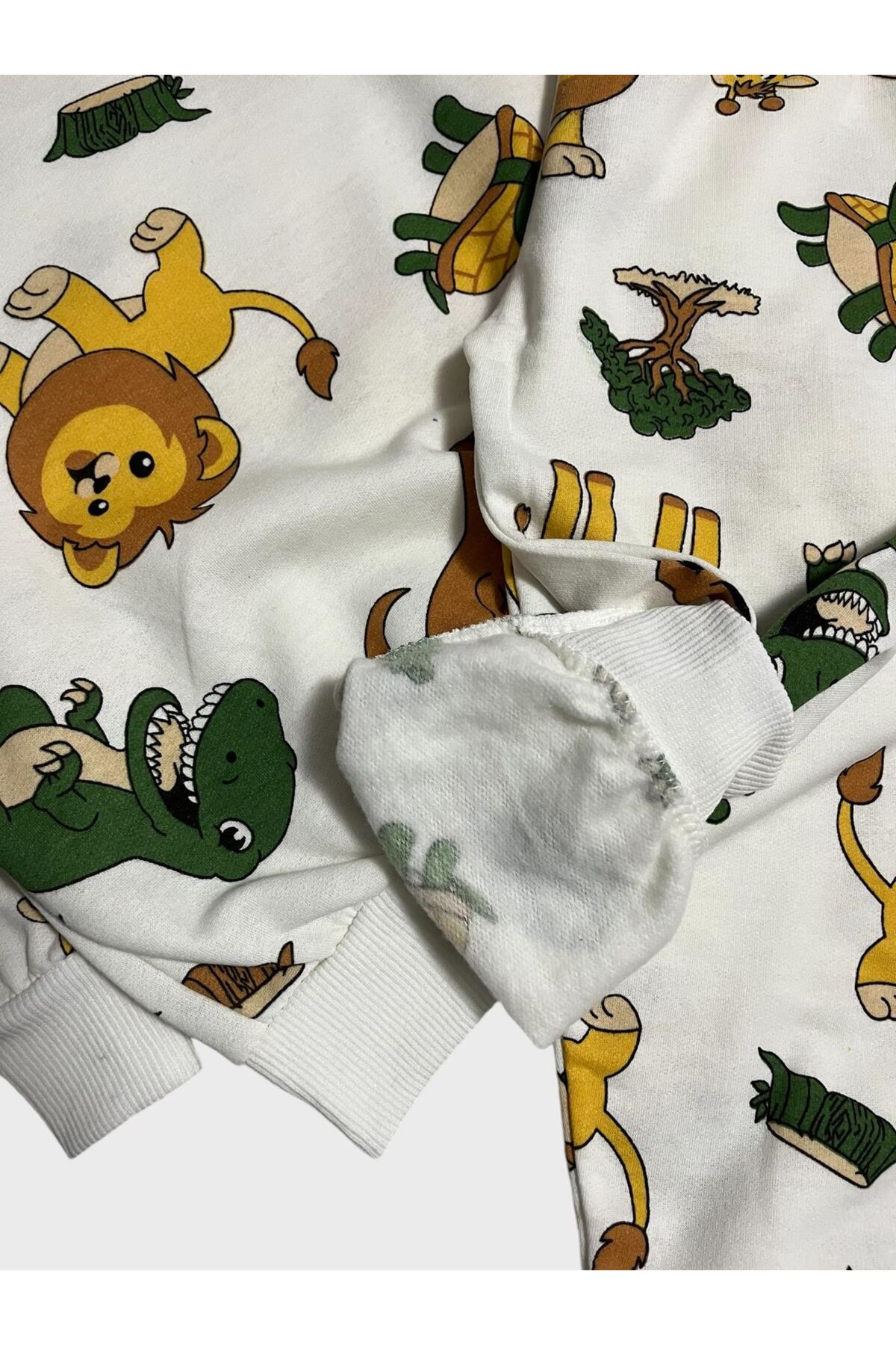 Fil Kids Erkek Çocuk Pamuklu Şardonlu Beyaz Safari Desenli Uzun Kollu Kışlık Pijama Takımı fotoğrafı 3 (önizleme)
