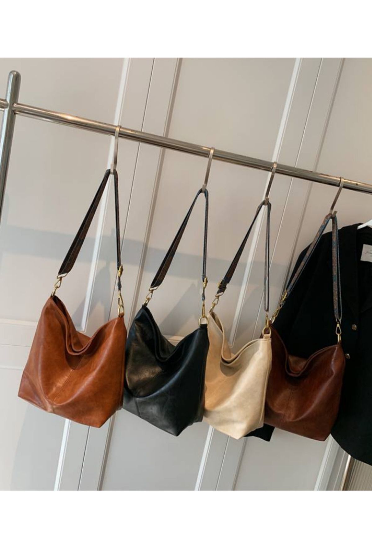 HAPBUY Kadın Lüks Siyah Omuz Çantası Desenli Askılı Fermuarlı Kaliteli Işçilik Ve Yumuşak Suni Deri fotoğrafı 5 (önizleme)