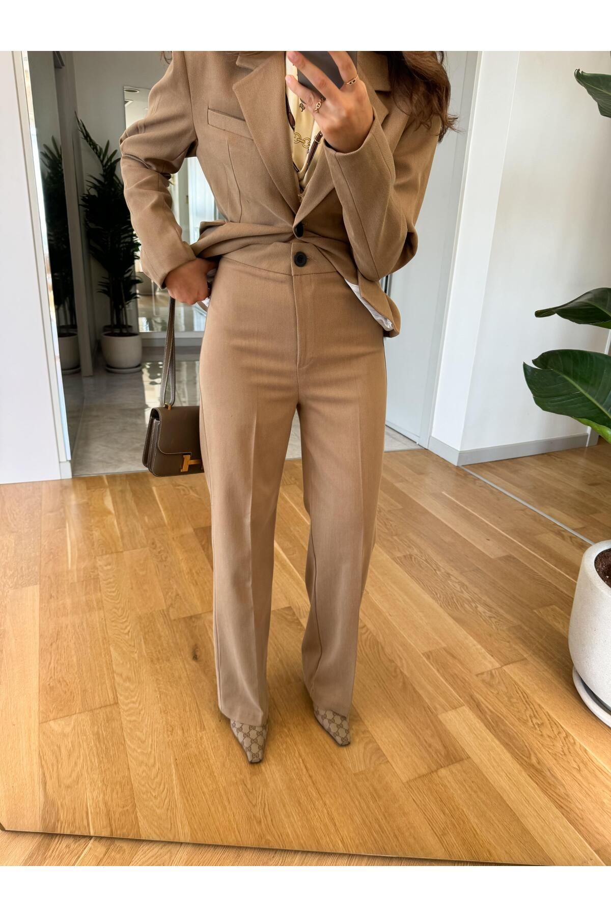 My Blog-Camel Arm Collet and Waist Seated Double Set-9480 2